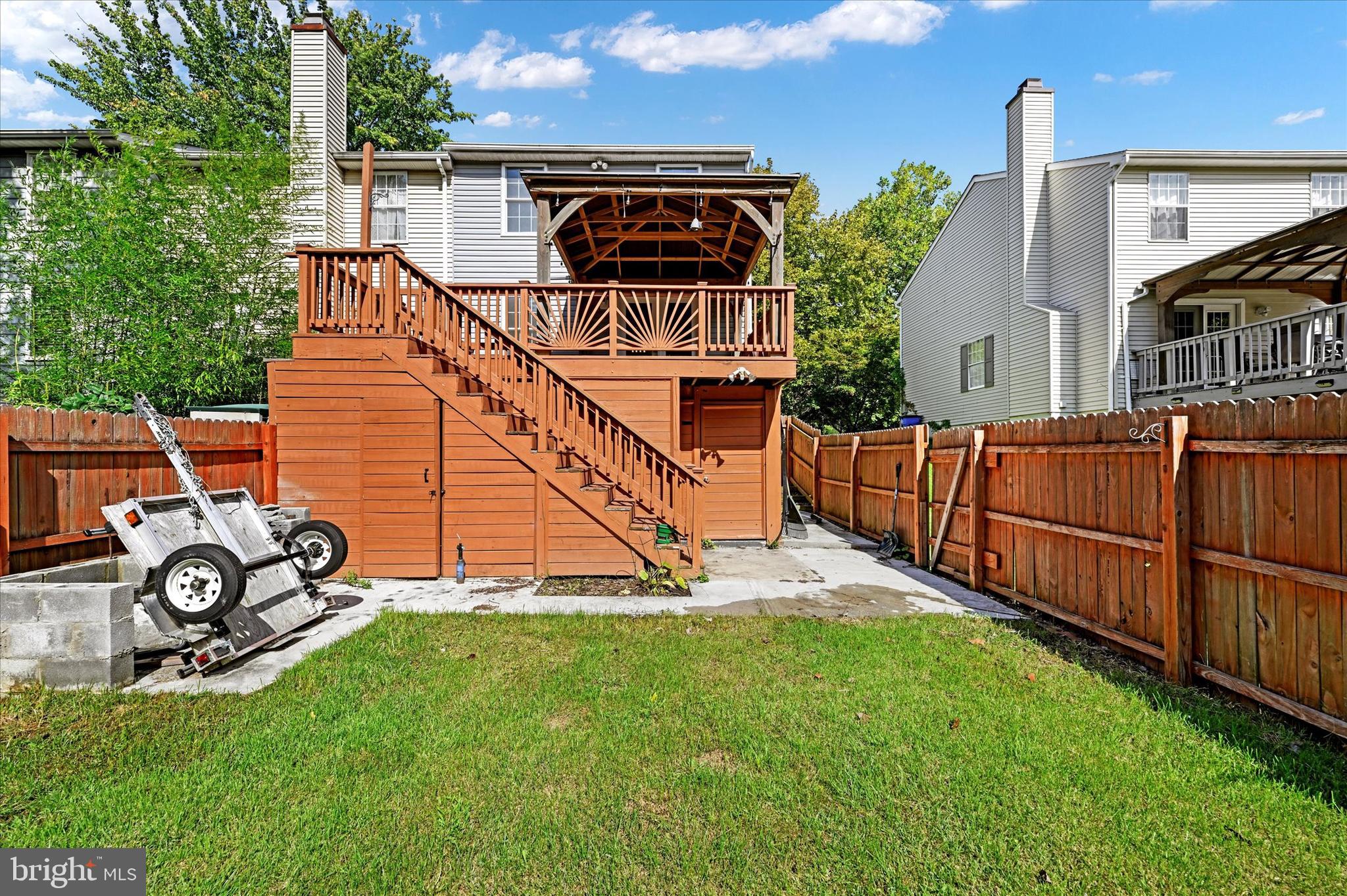 BEECH CREEK - Residential