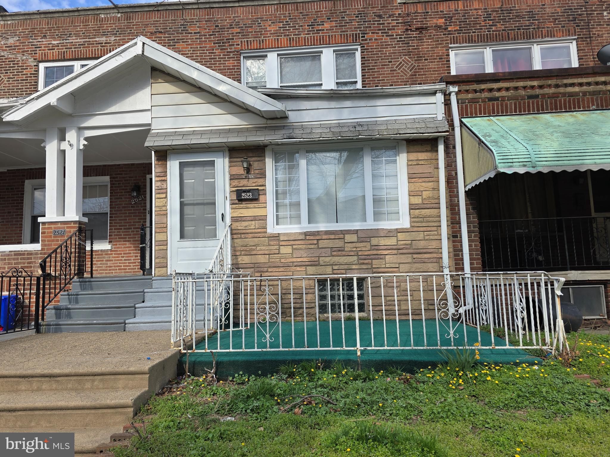 ELMWOOD PARK - Residential