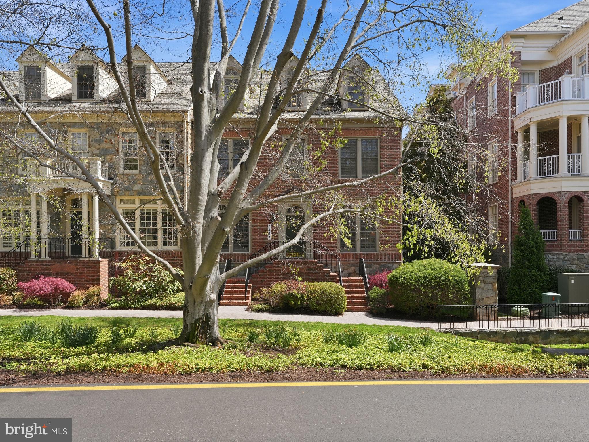 EVANS FARM - Residential