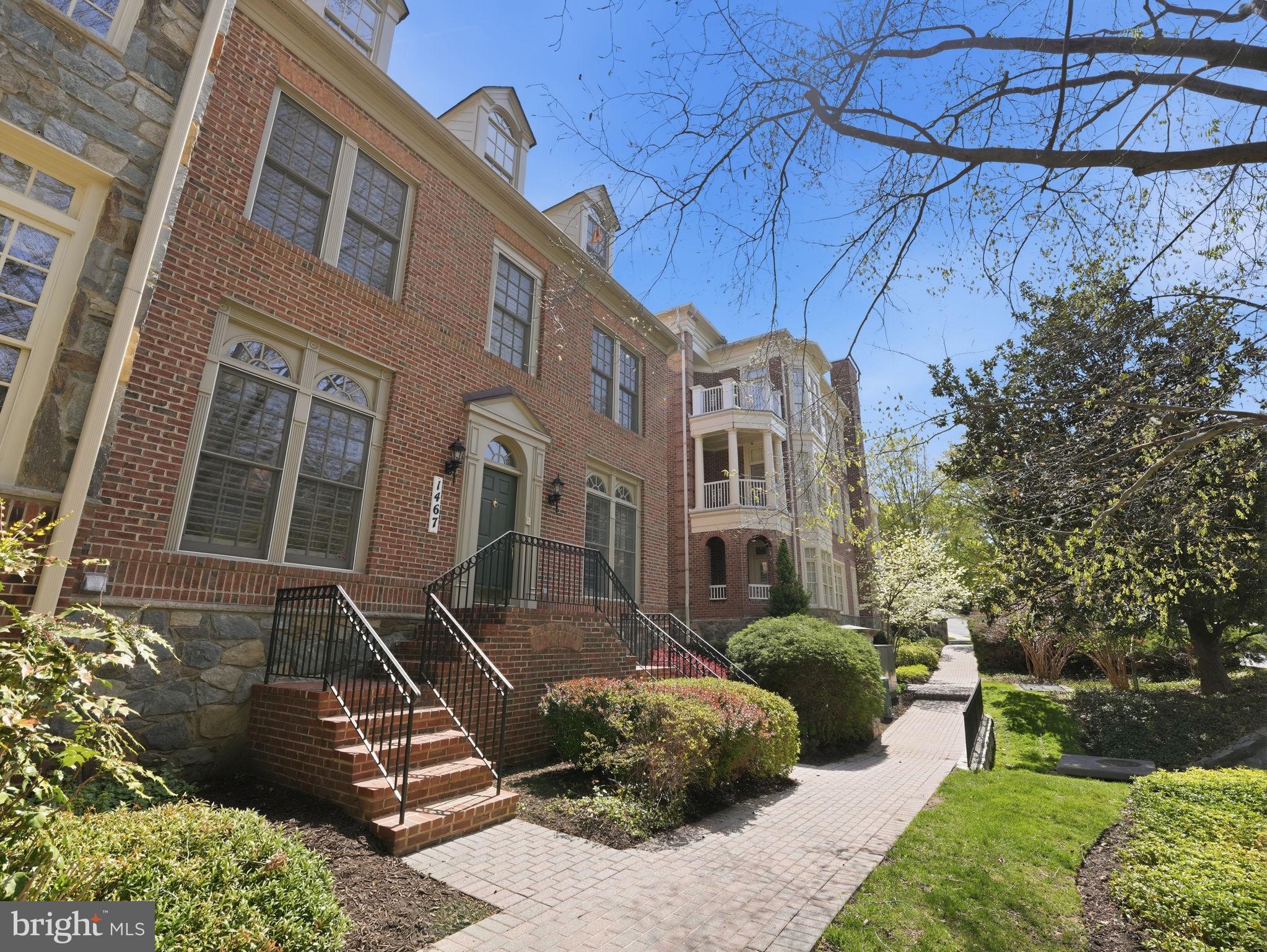 EVANS FARM - Residential