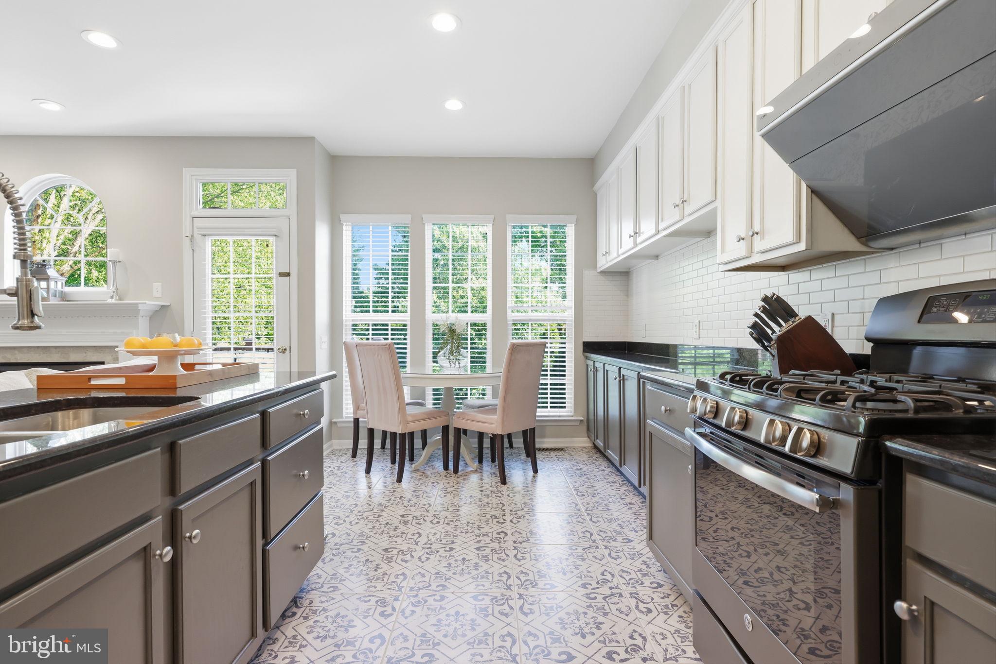 DOYLESTOWN STATION - Residential