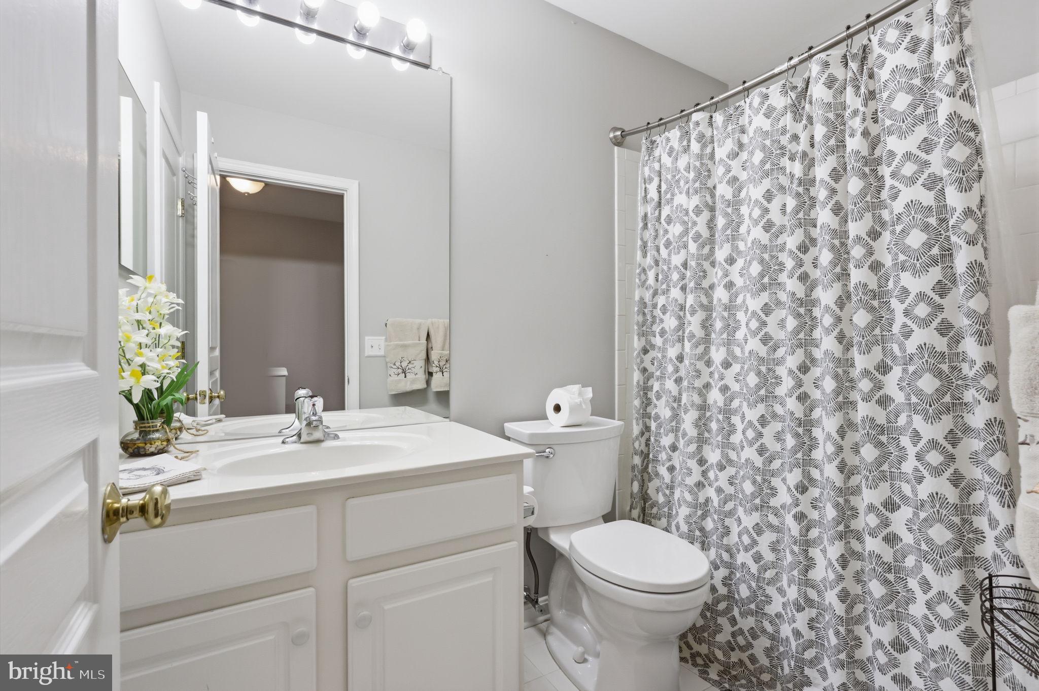 DOYLESTOWN STATION - Residential