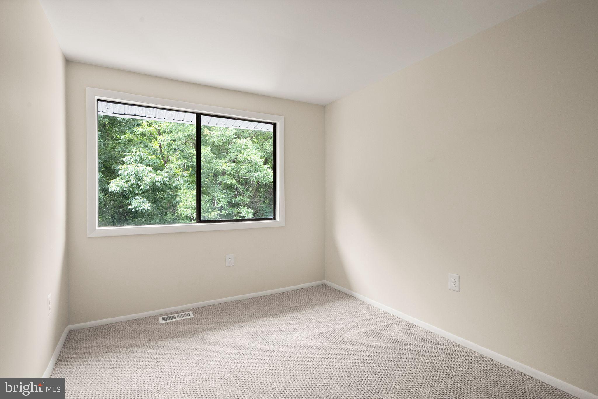 SUGARLAND RUN - Residential