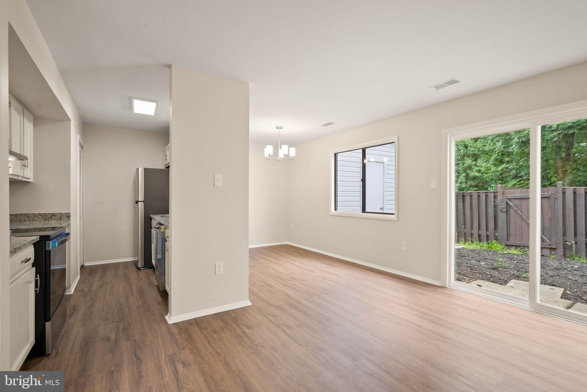 SUGARLAND RUN - Residential