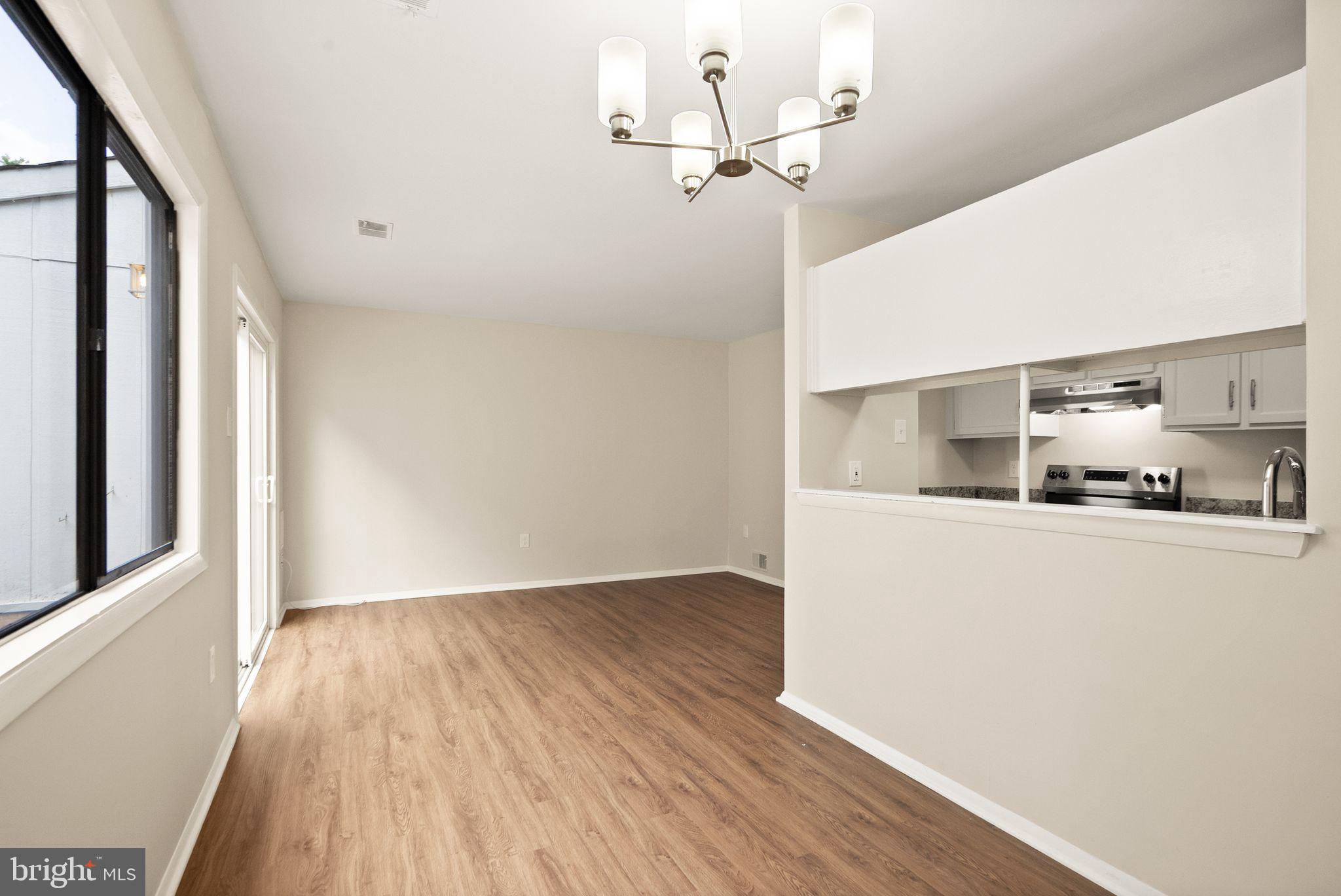 SUGARLAND RUN - Residential