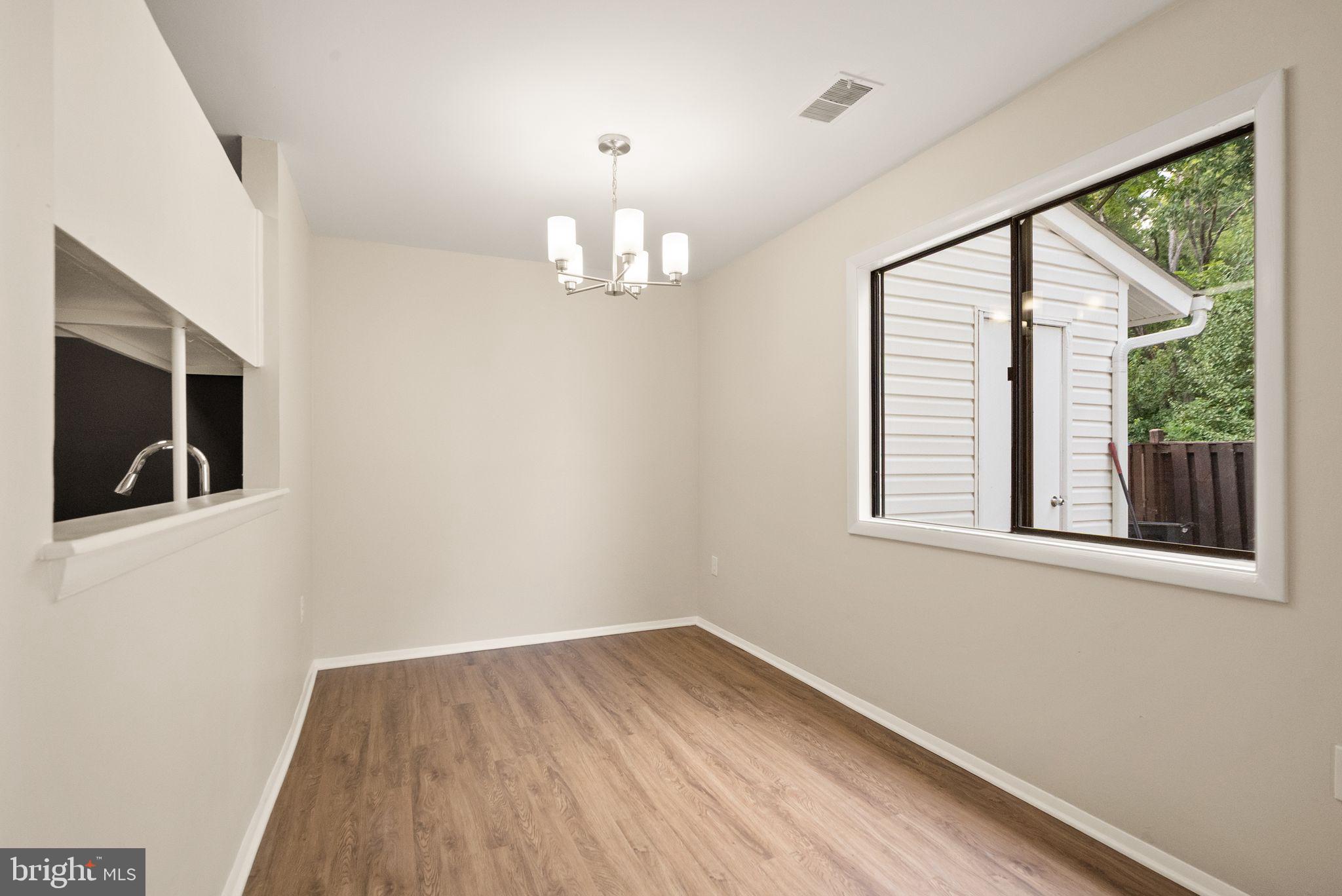 SUGARLAND RUN - Residential
