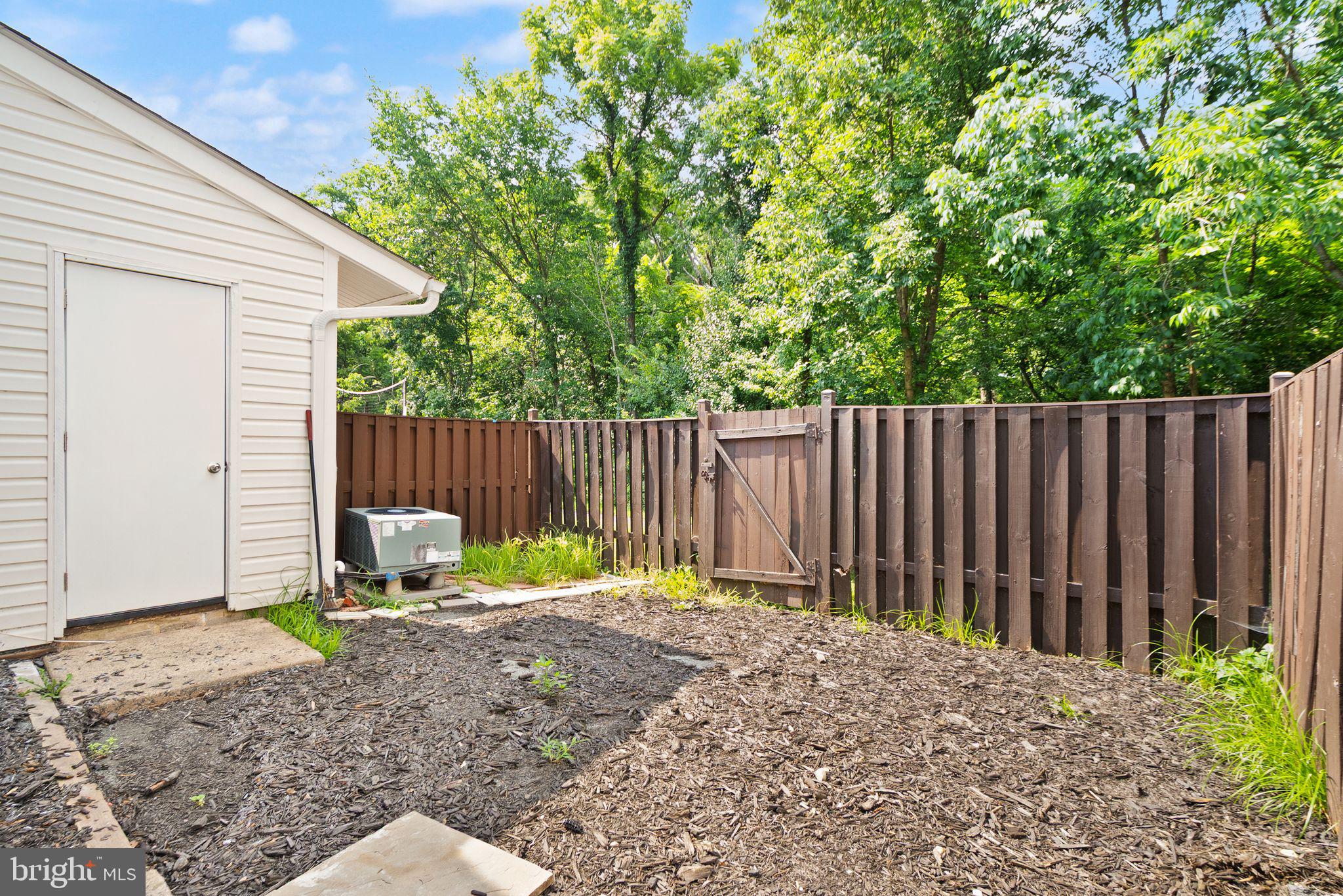 SUGARLAND RUN - Residential