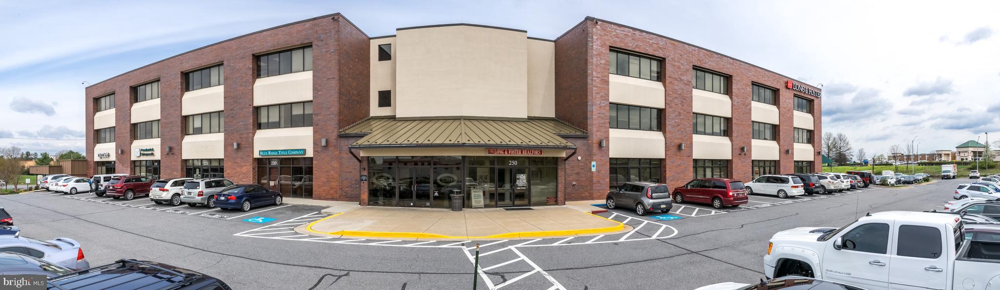 1,238 SF Third floor suite with ample parking. Warm vanilla shell space ready to be occupied or built out.  Landlord providing Build Out Allowance up to $25/SF.