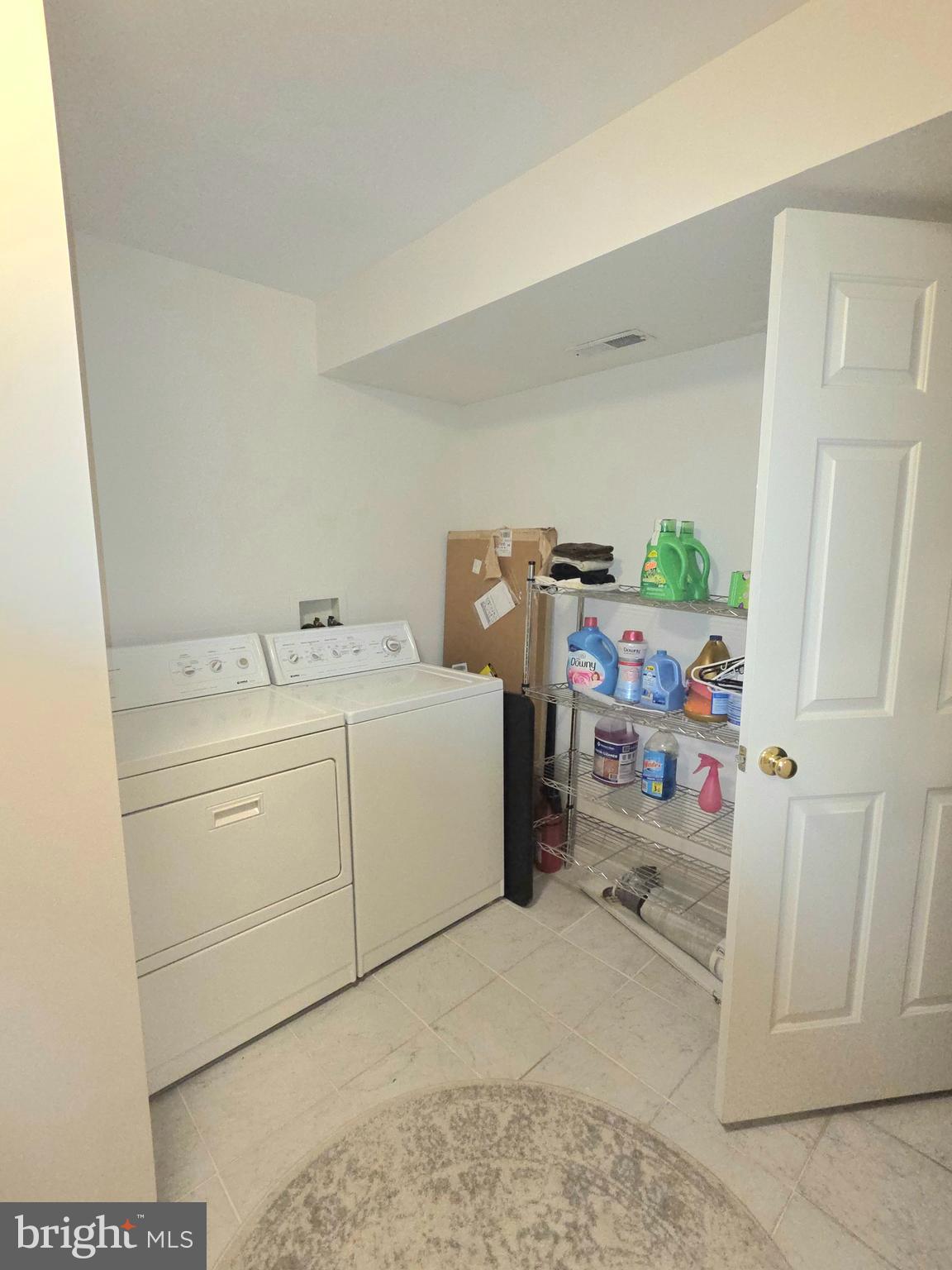 RUSSETT - Residential
