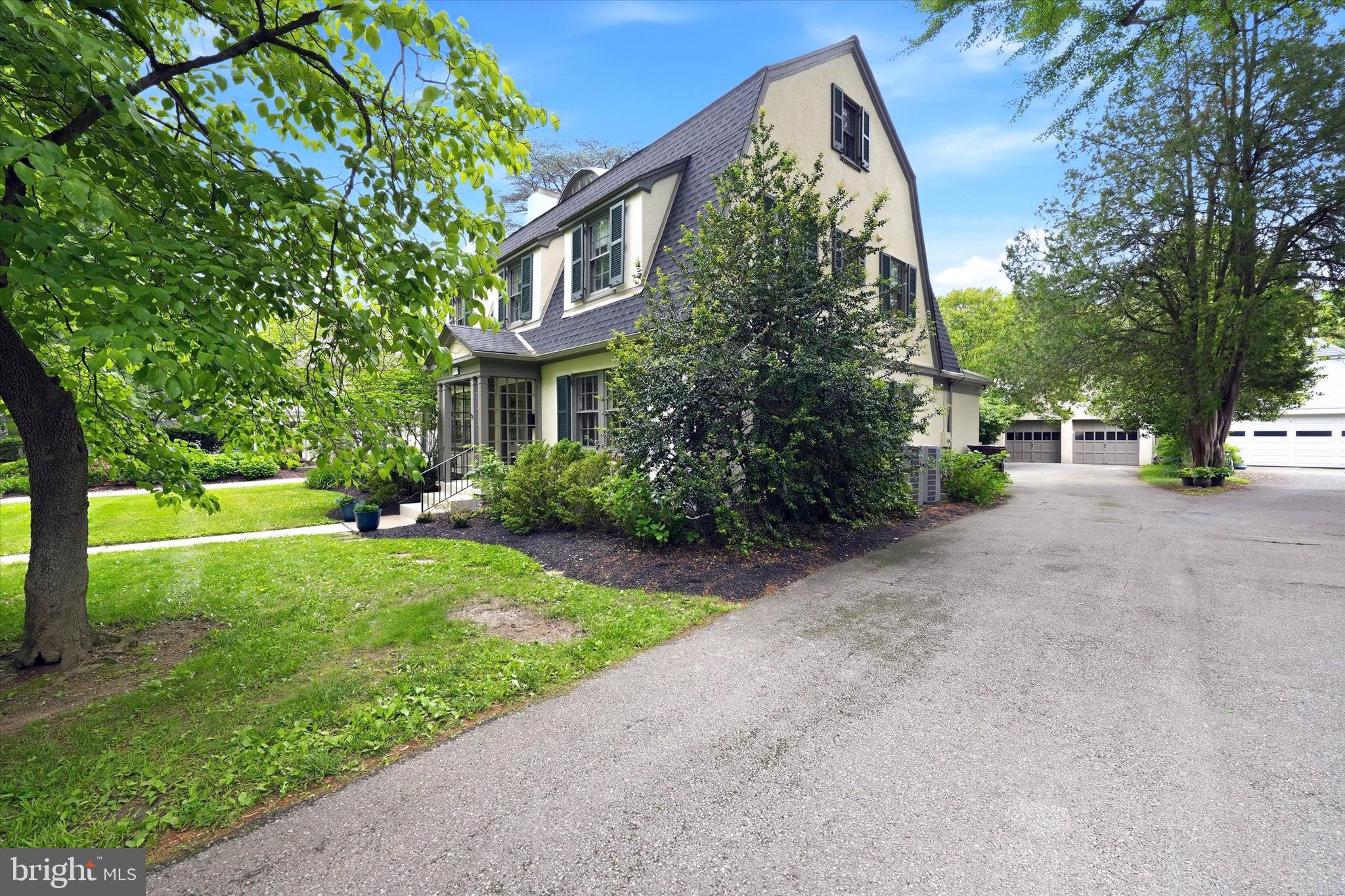 WAWASET PARK - Residential