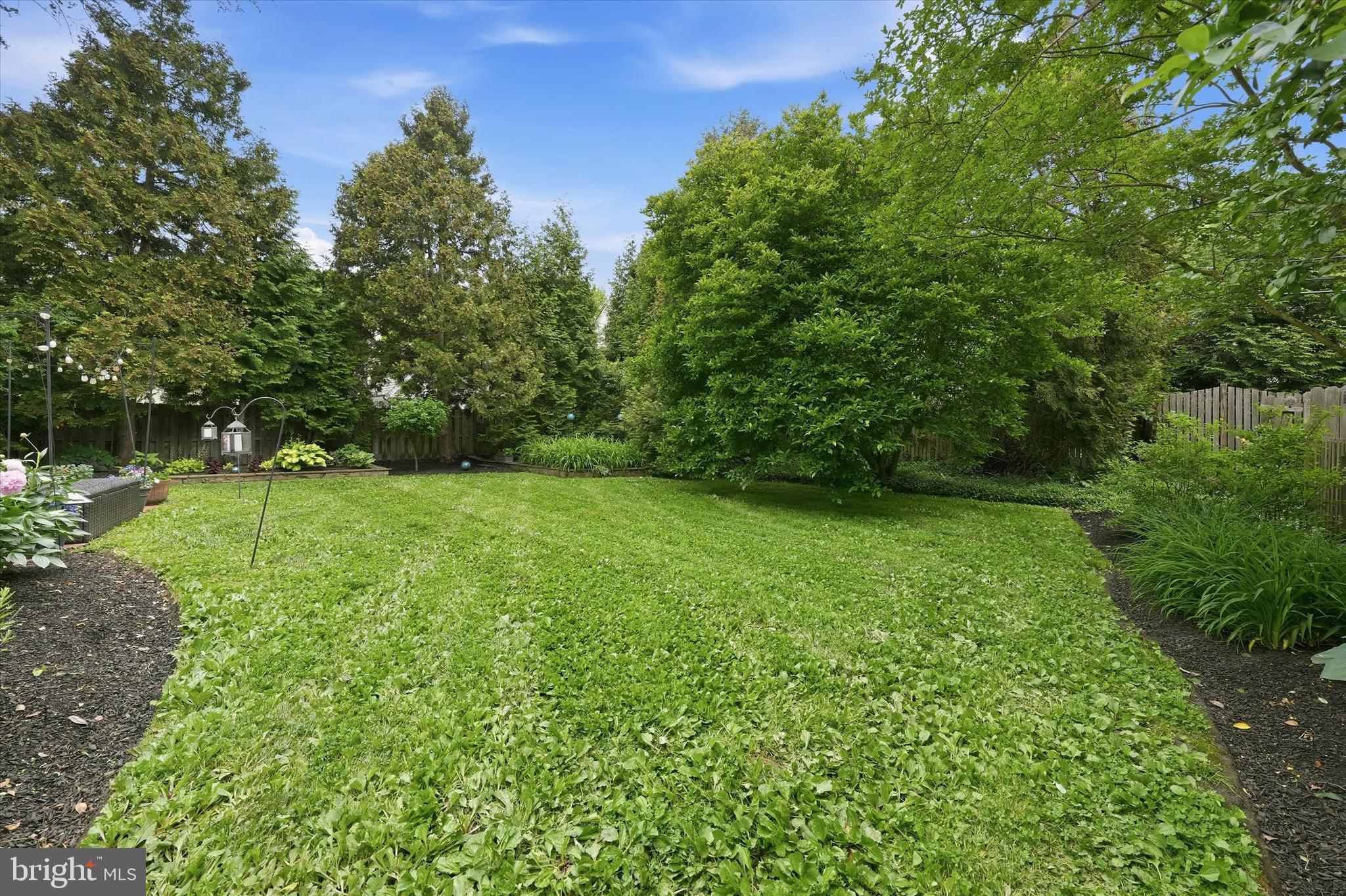 WAWASET PARK - Residential