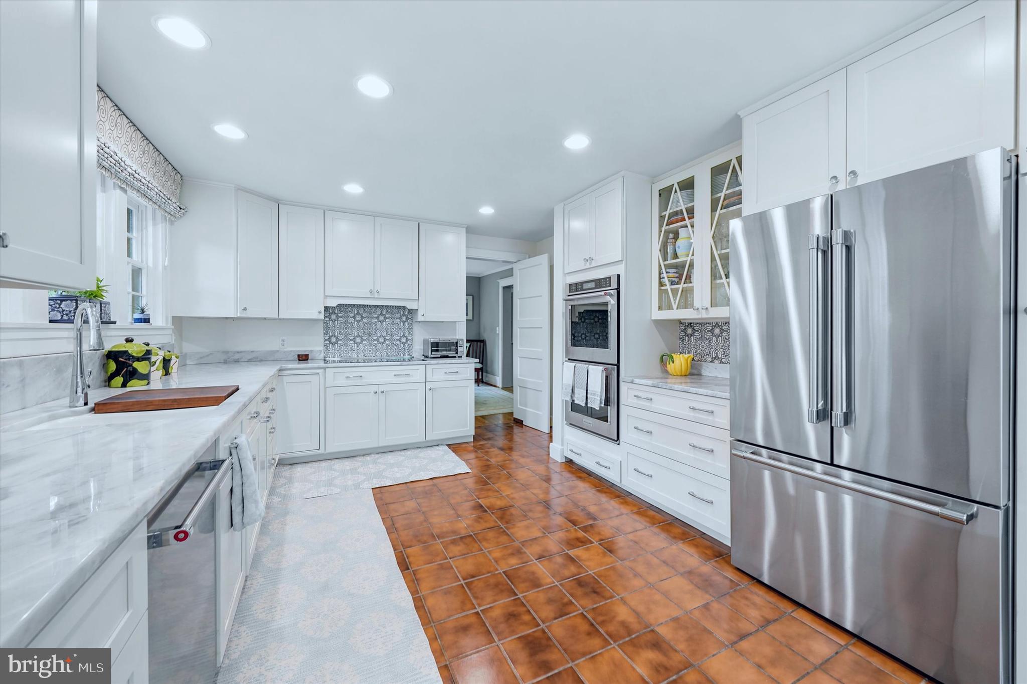 WAWASET PARK - Residential