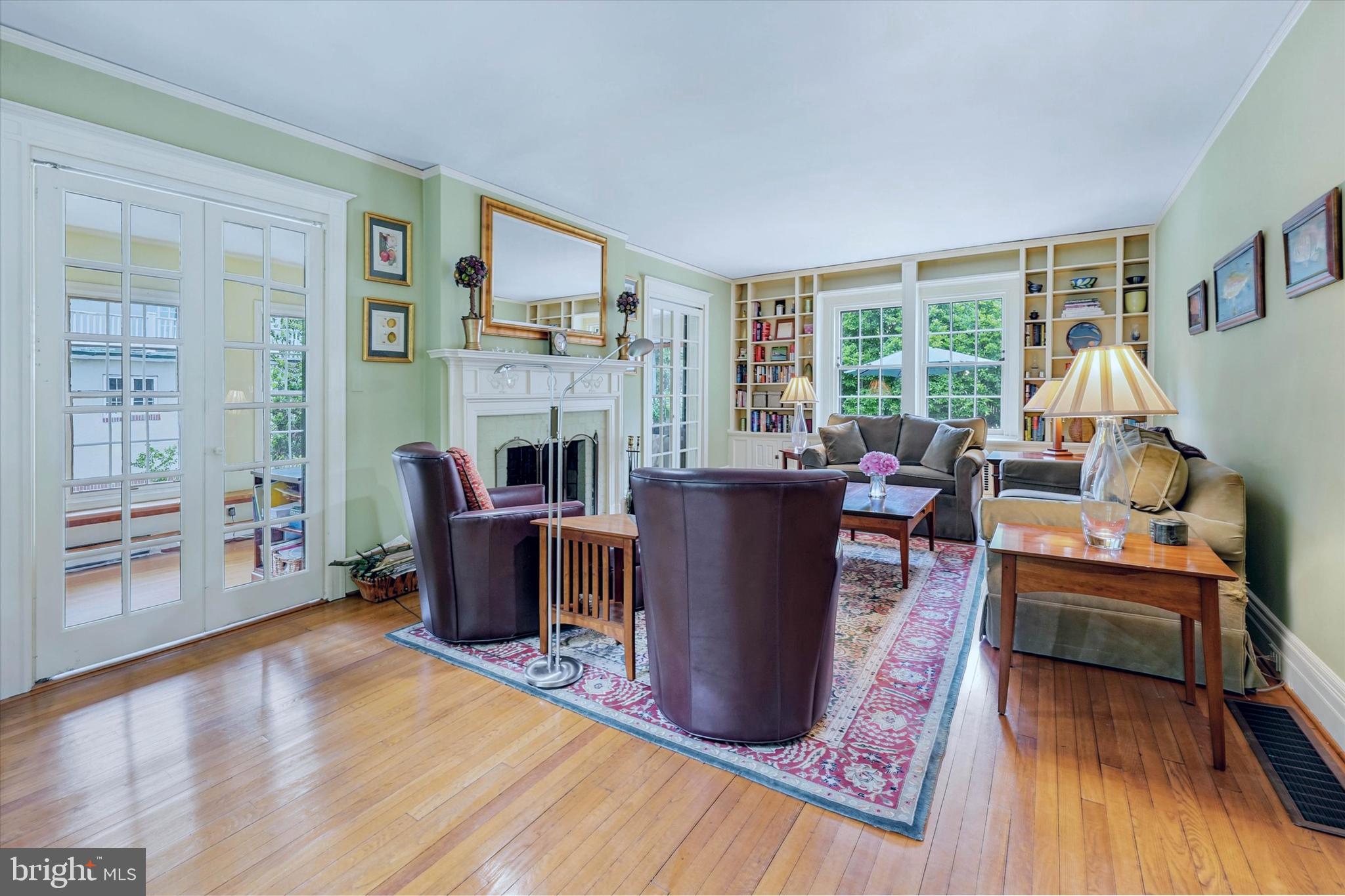 WAWASET PARK - Residential