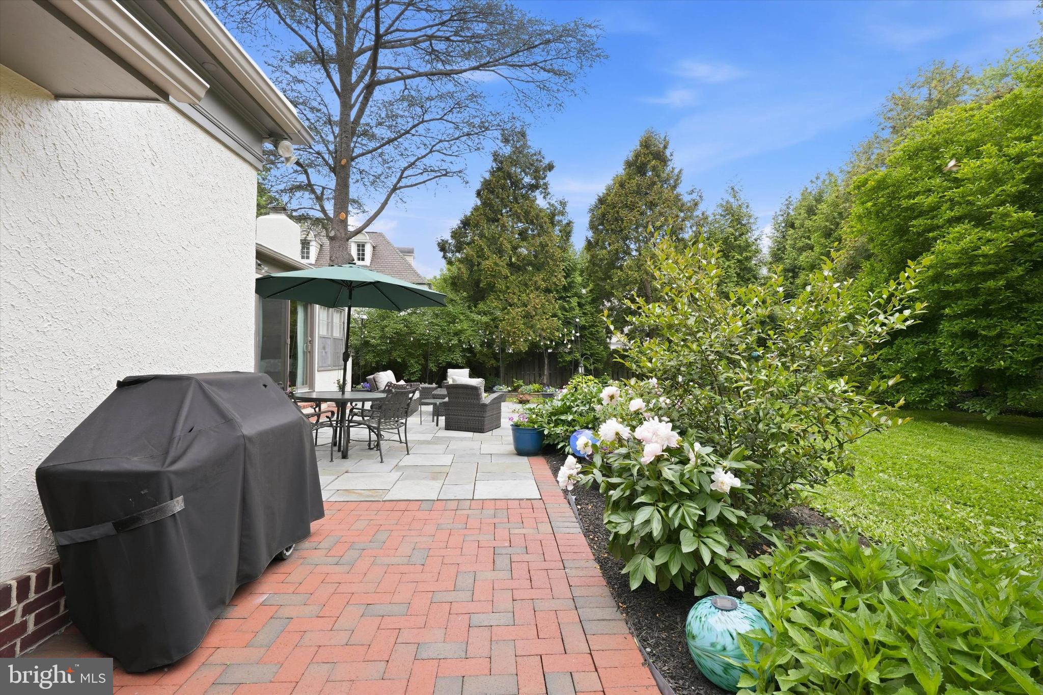 WAWASET PARK - Residential