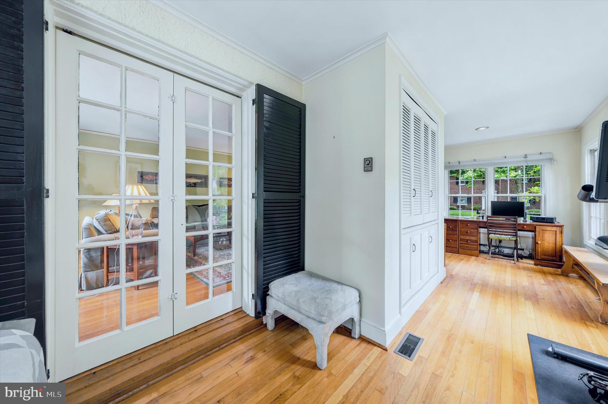 WAWASET PARK - Residential