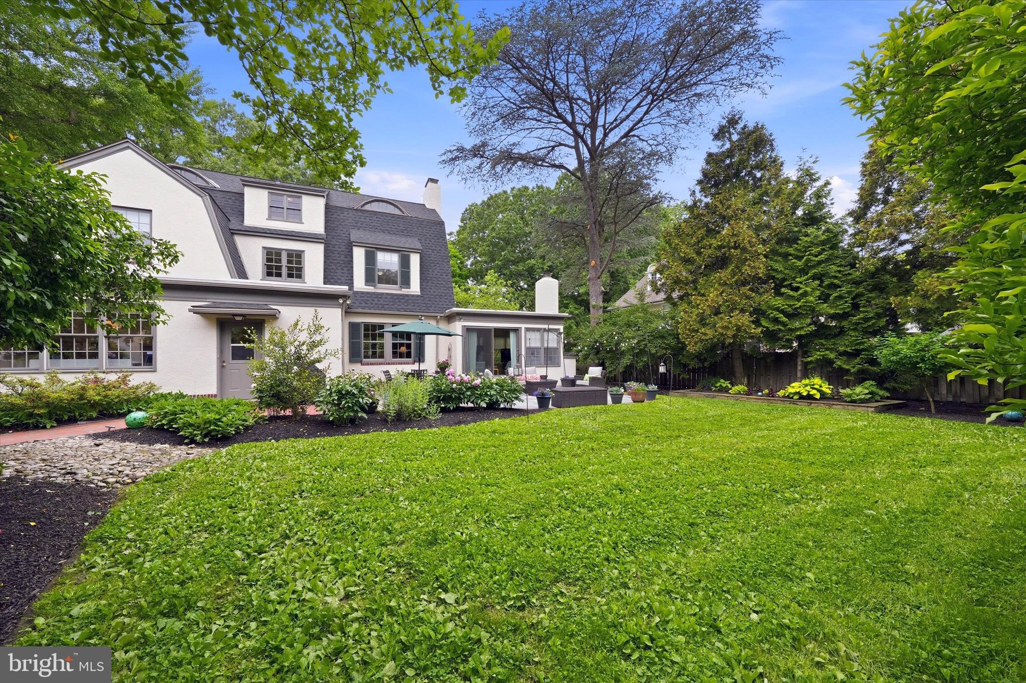 WAWASET PARK - Residential