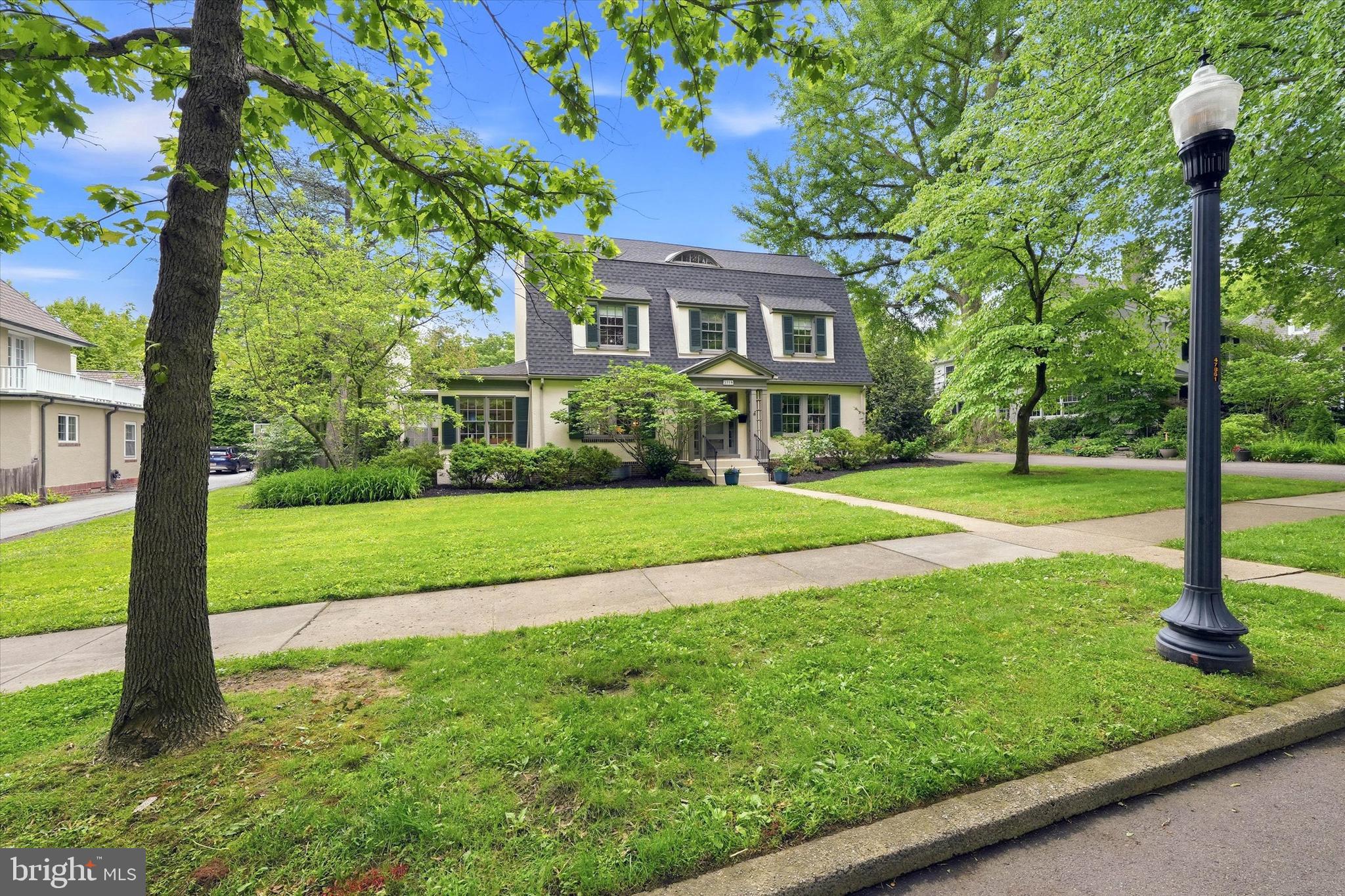 WAWASET PARK - Residential