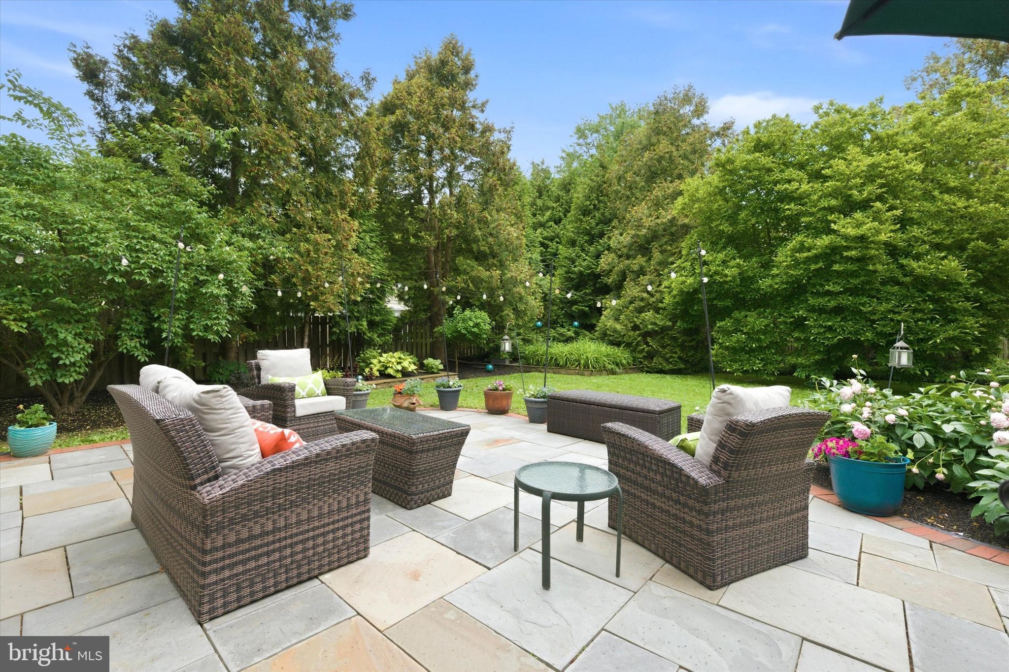 WAWASET PARK - Residential