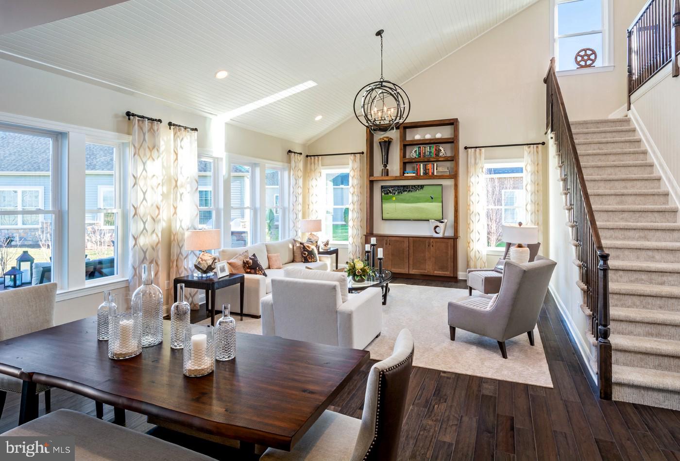 NOBLES POND - Residential