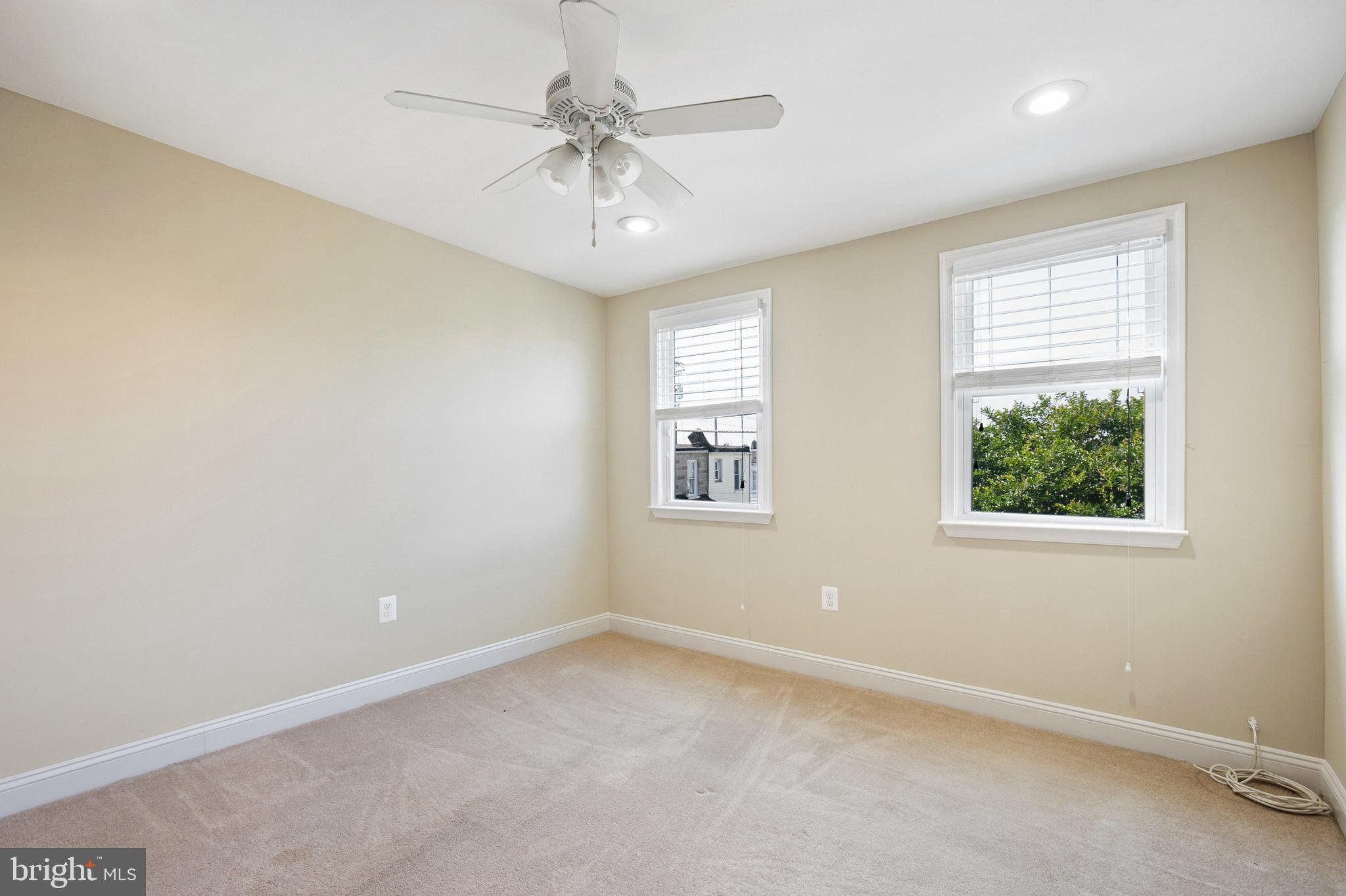 HIGHLANDTOWN - Residential Lease
