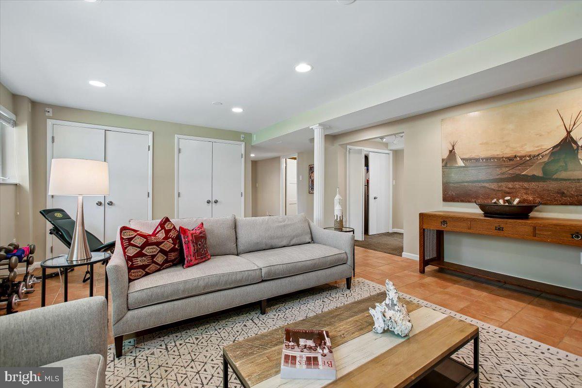 BANNOCKBURN - Residential