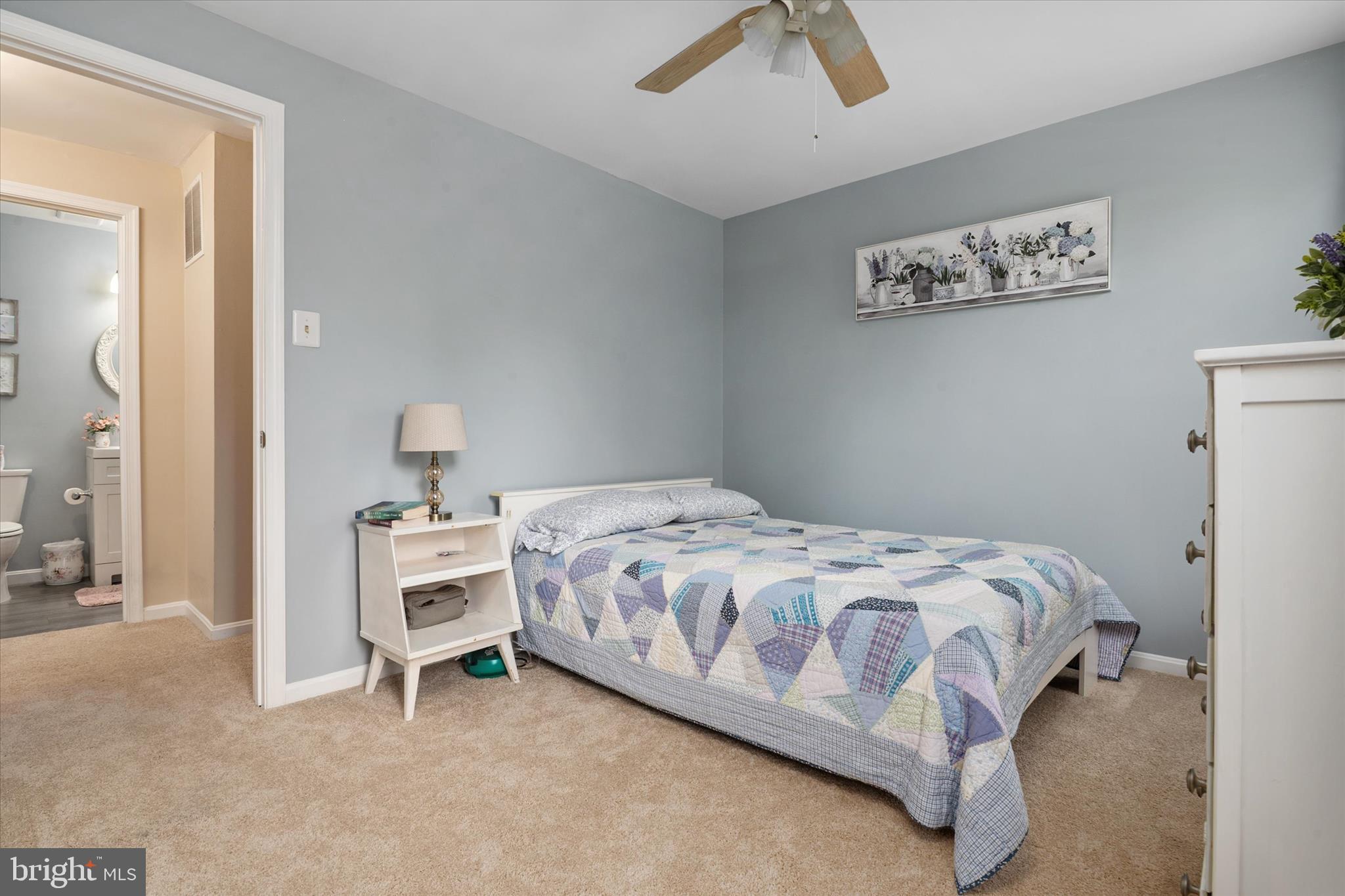 HALLOWELL - Residential