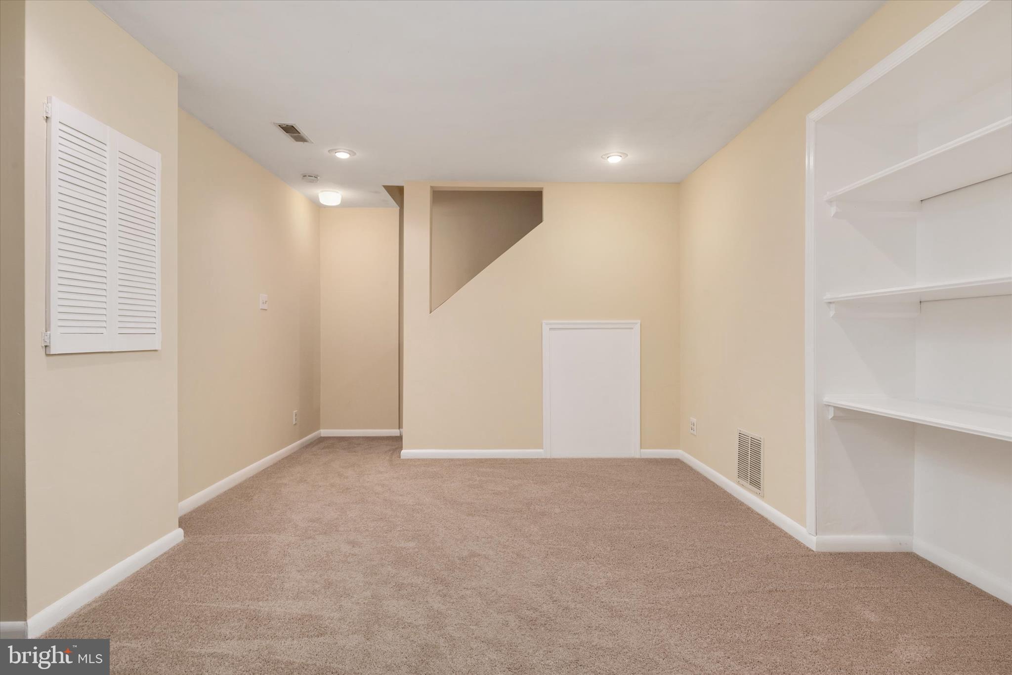 HALLOWELL - Residential