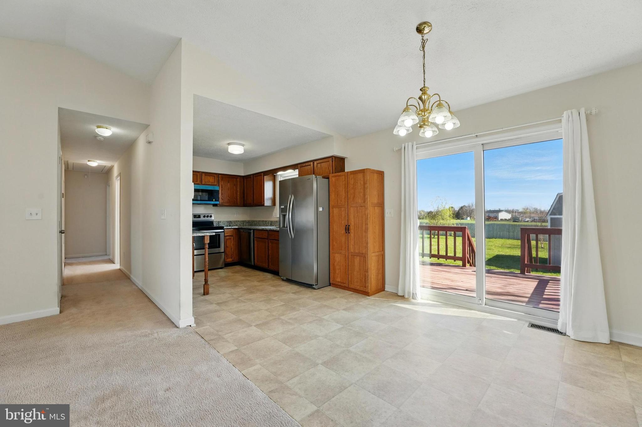 MEADOWBROOKE - Residential