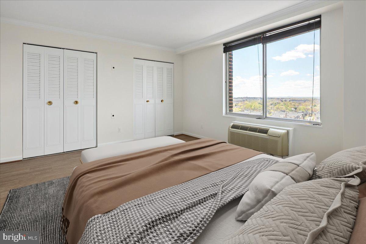 WASHINGTONIAN TOWER - Residential