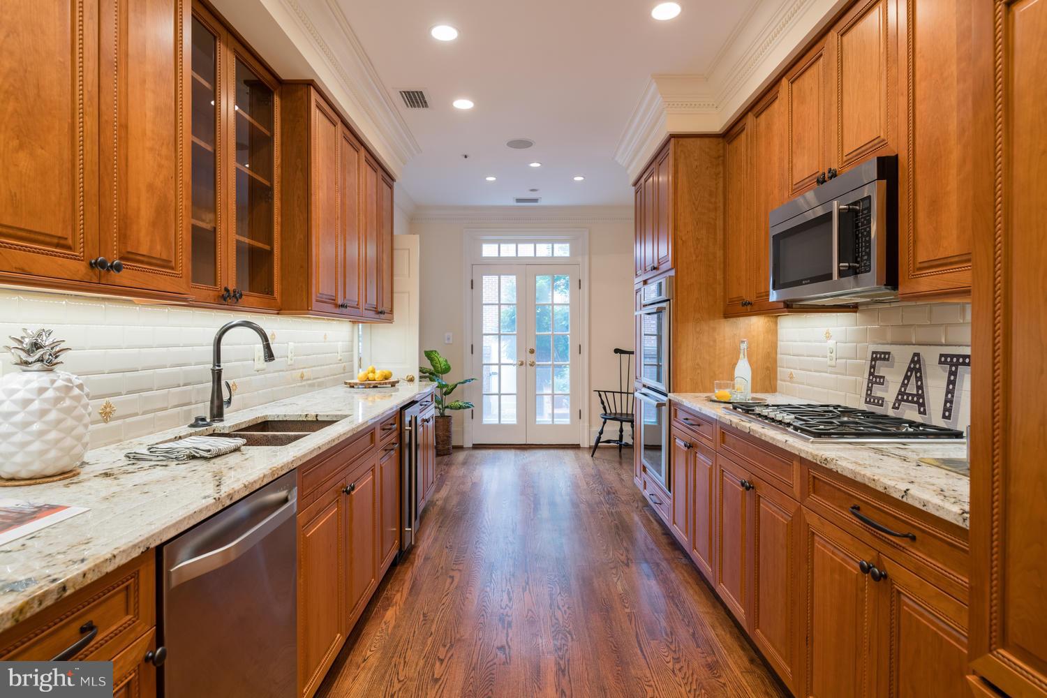 HARBORSIDE - Residential