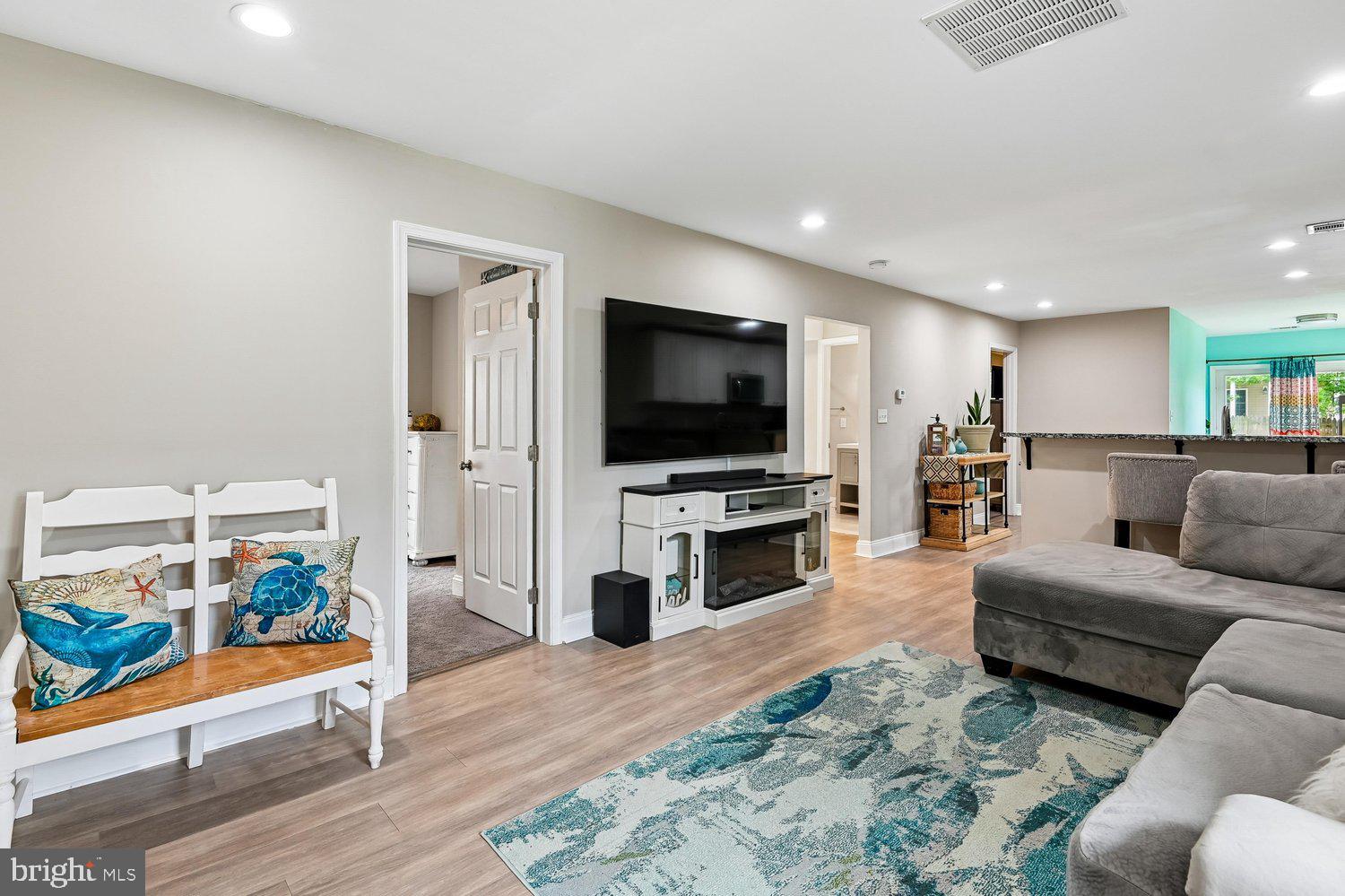 MT PLEASANT BEACH - Residential