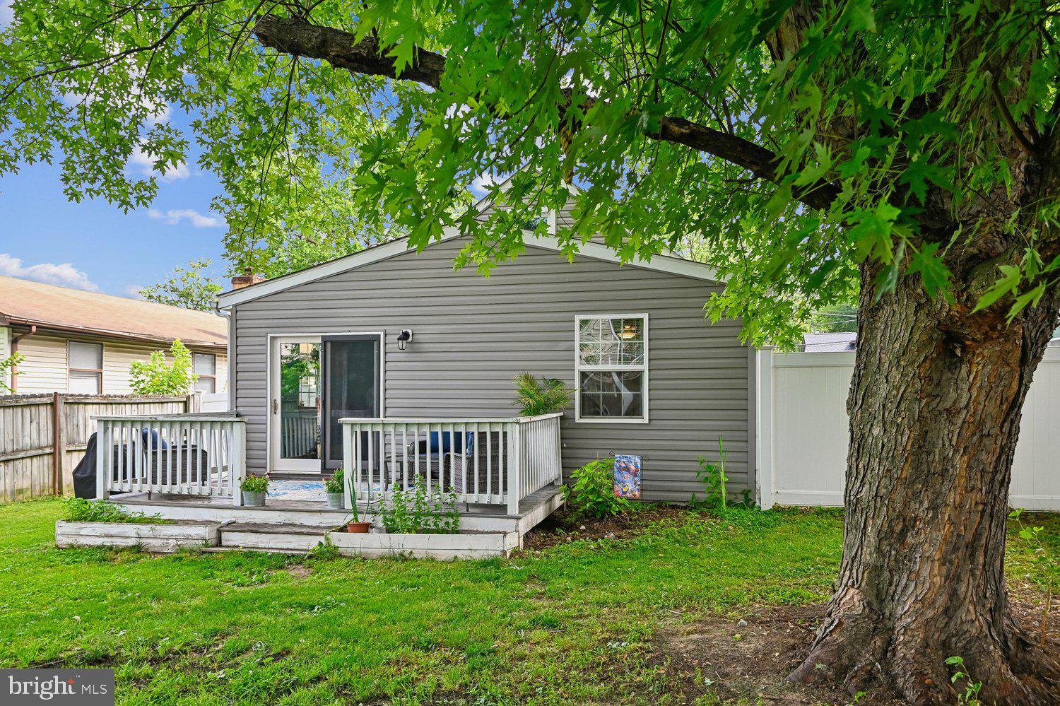MT PLEASANT BEACH - Residential