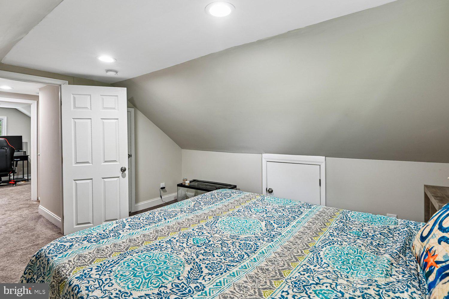 MT PLEASANT BEACH - Residential