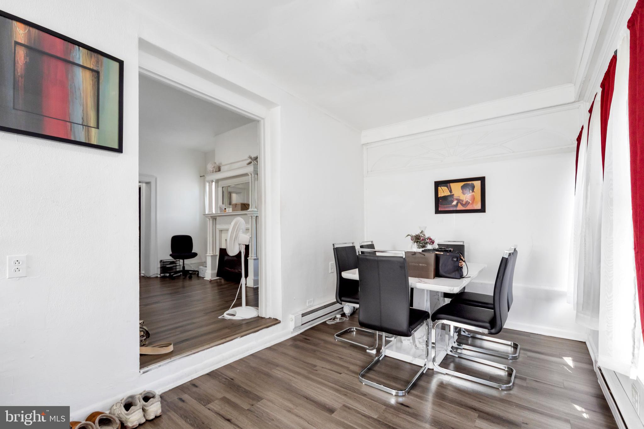 FRANKFORD - Commercial Sale