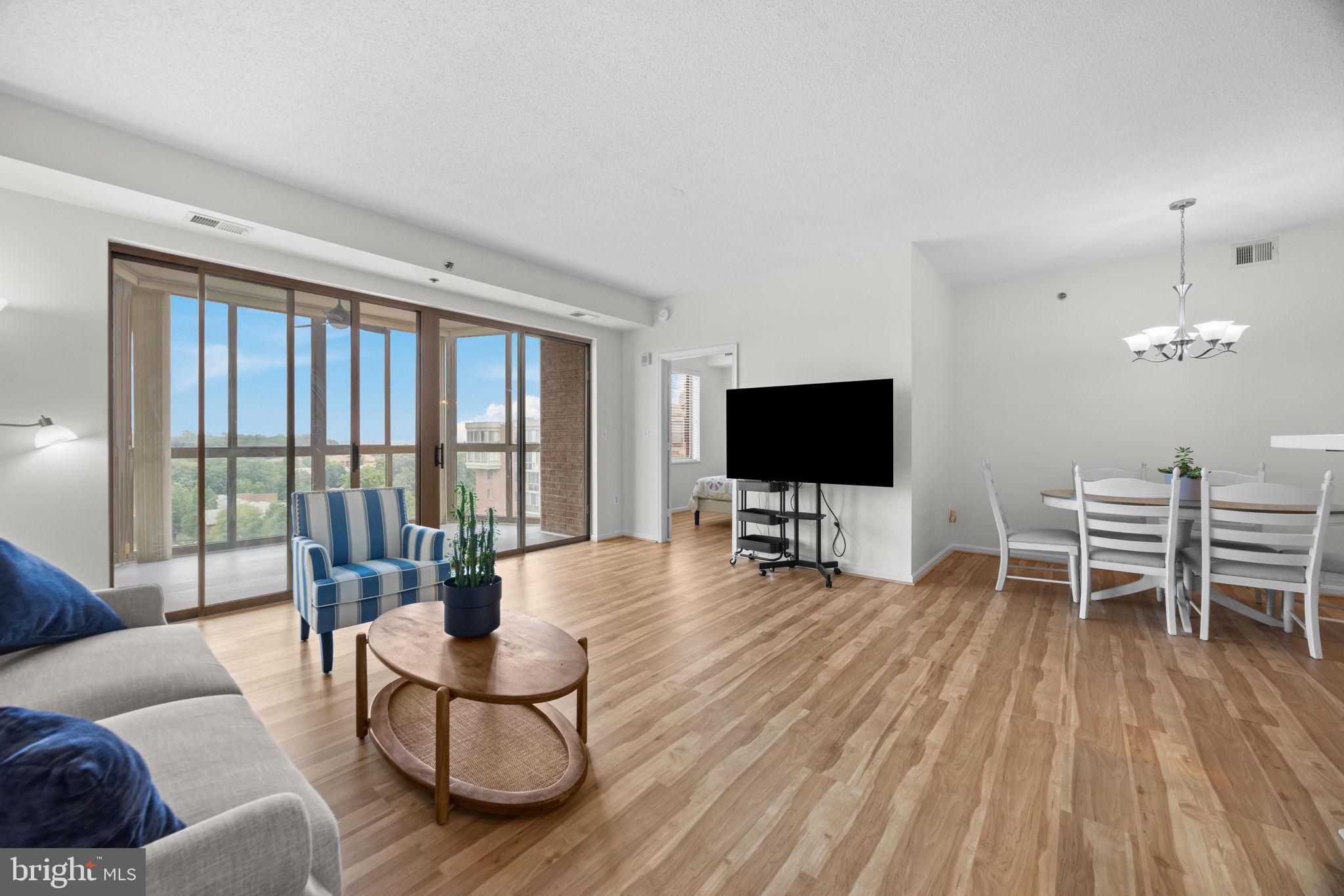 LEISURE WORLD - Residential