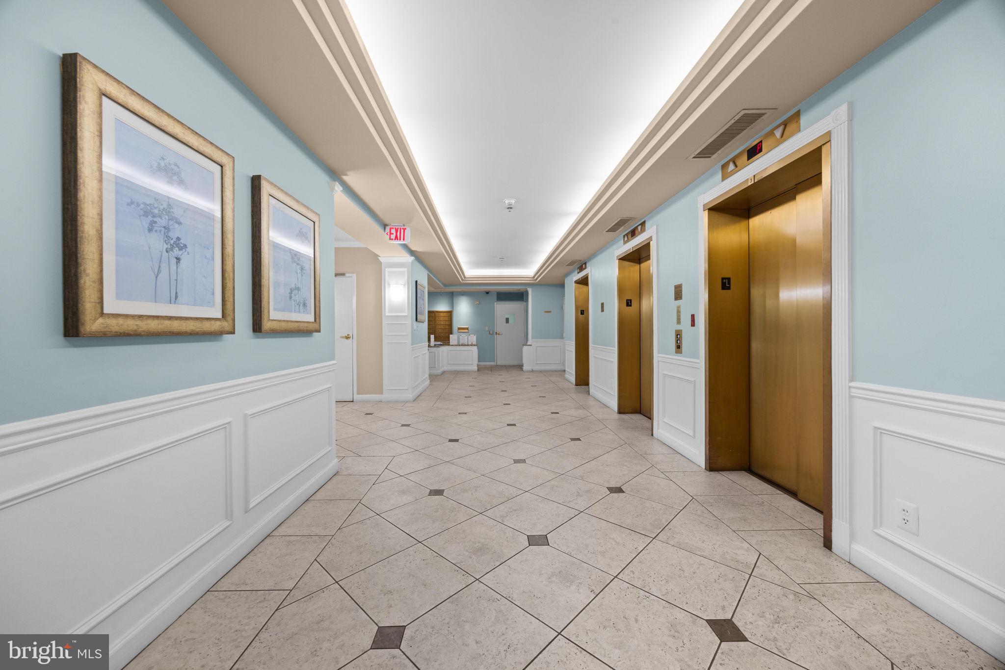 LEISURE WORLD - Residential