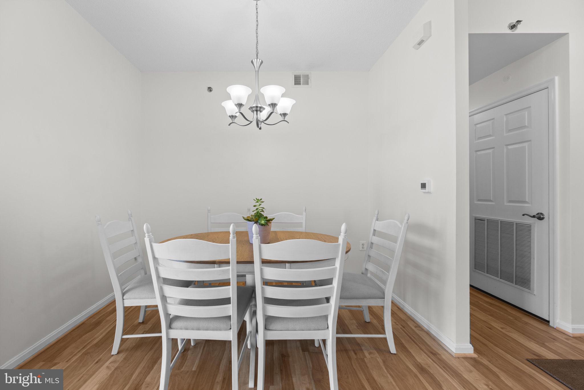 LEISURE WORLD - Residential