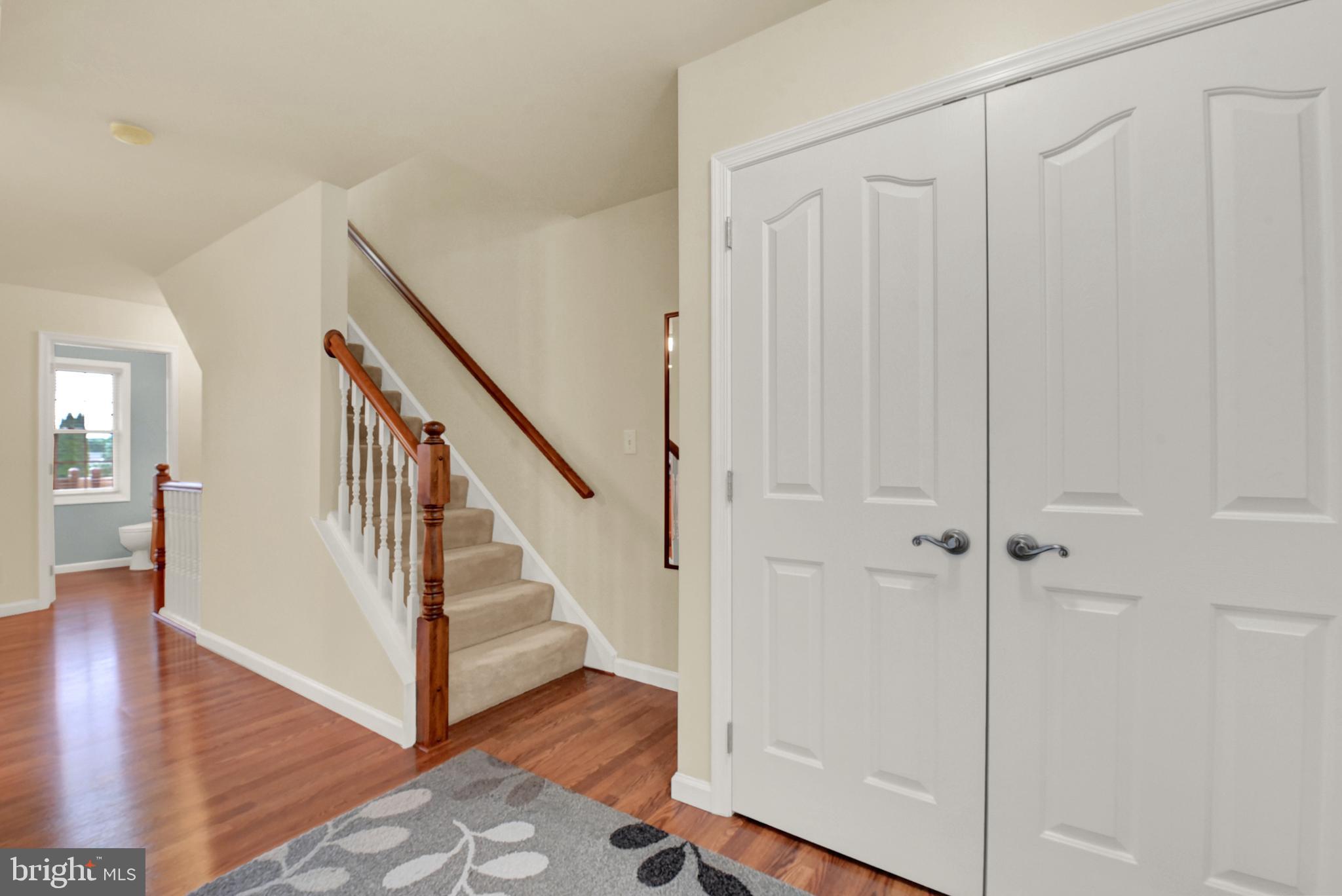 WOODRIDGE - Residential