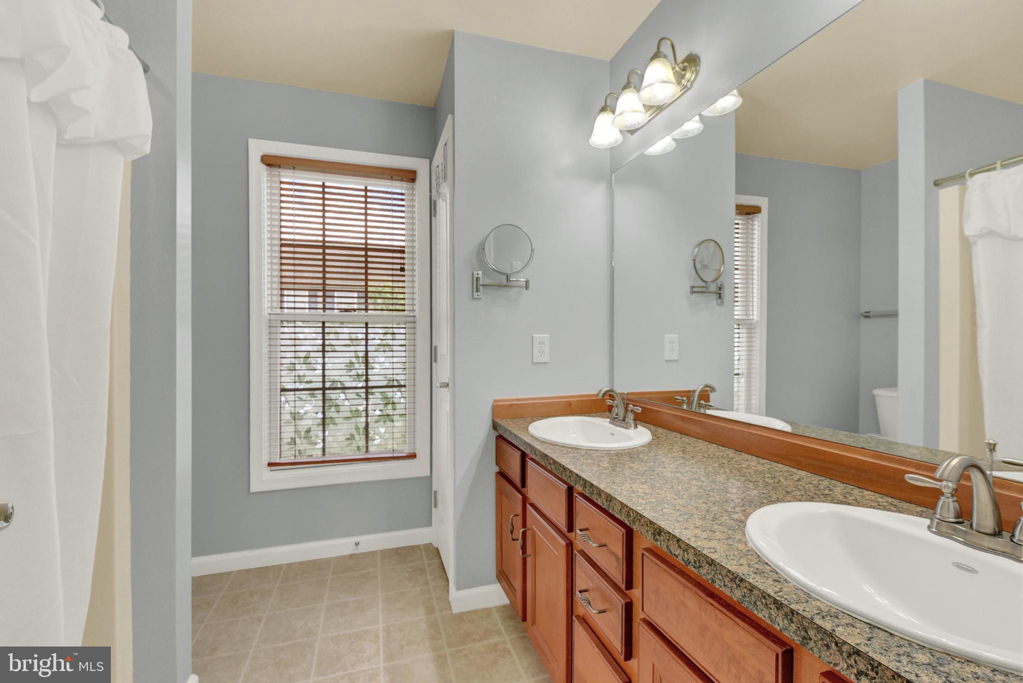 WOODRIDGE - Residential
