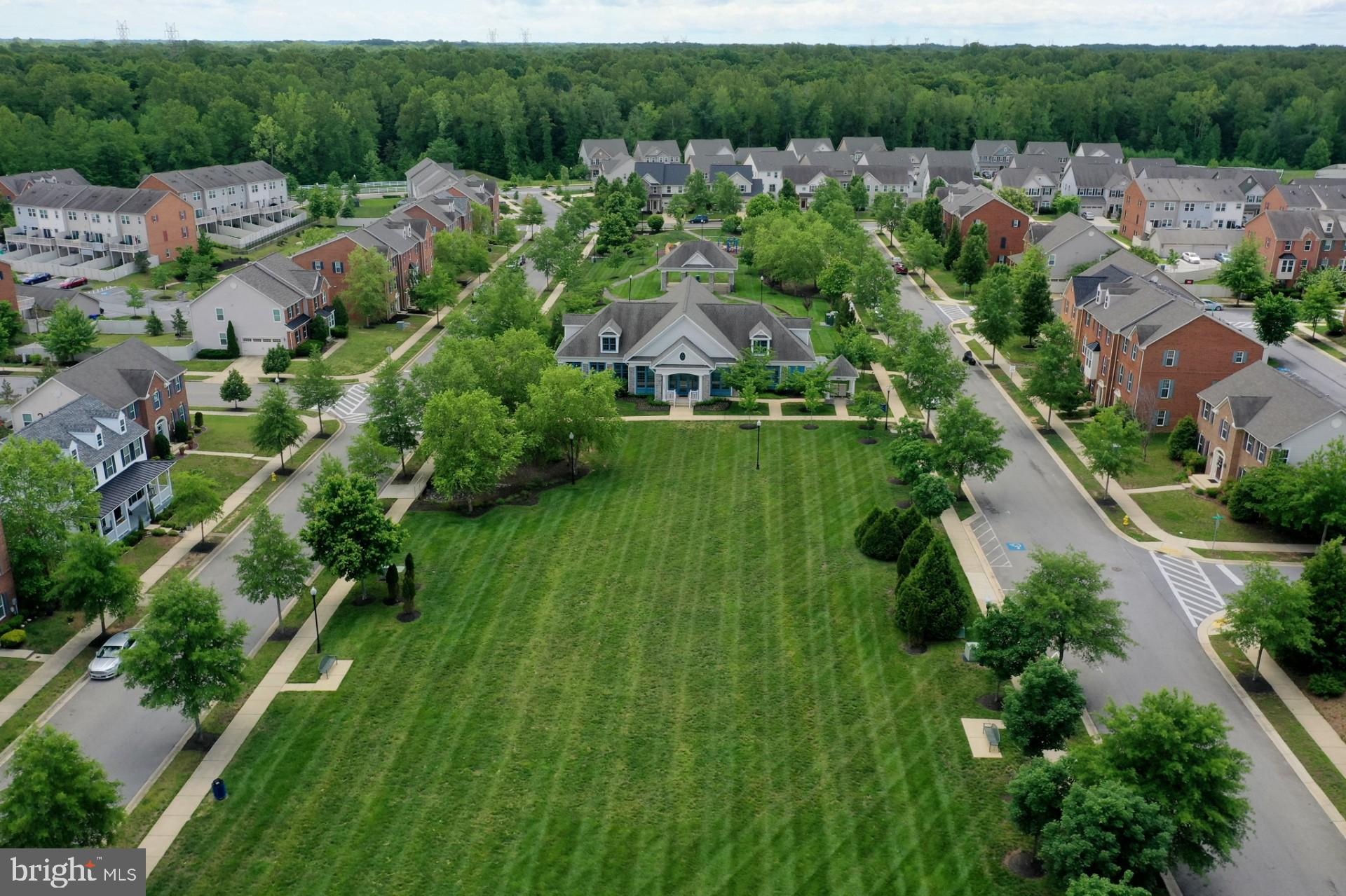 FIELDSIDE AT ST CHARLES - Residential