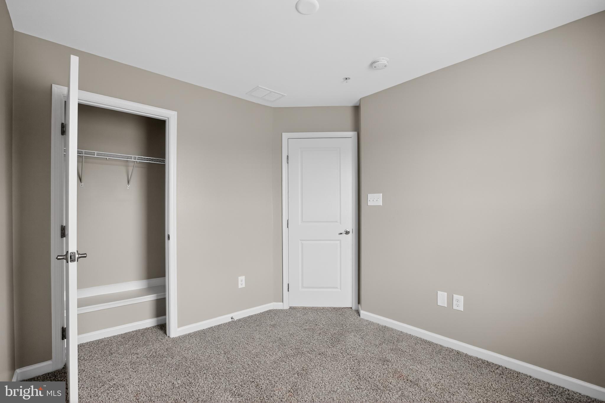 FIELDSIDE AT ST CHARLES - Residential
