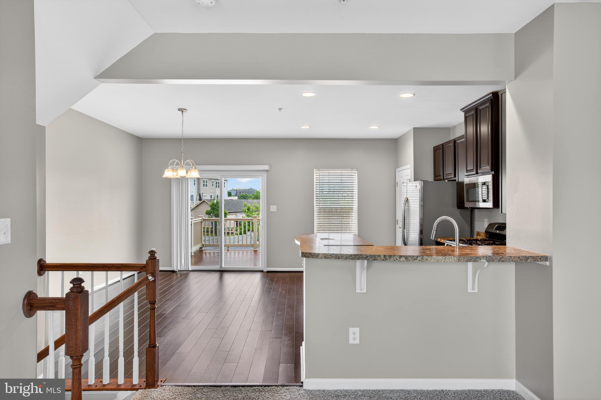 FIELDSIDE AT ST CHARLES - Residential