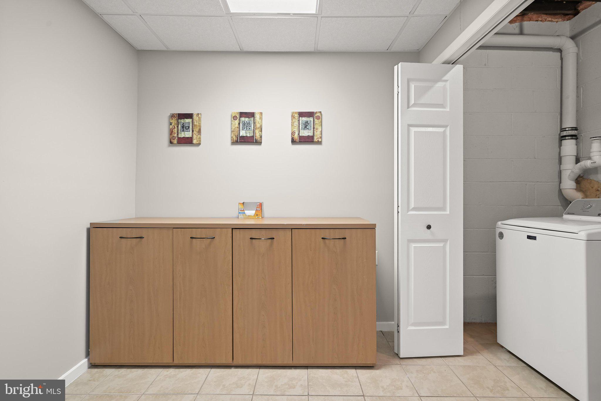 ROLLING MEADOWS - Residential