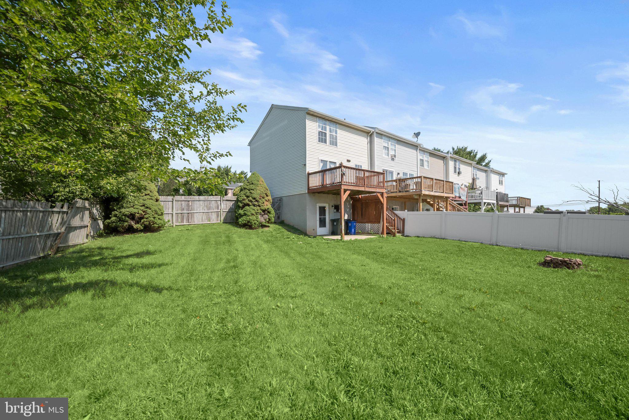 ROLLING MEADOWS - Residential