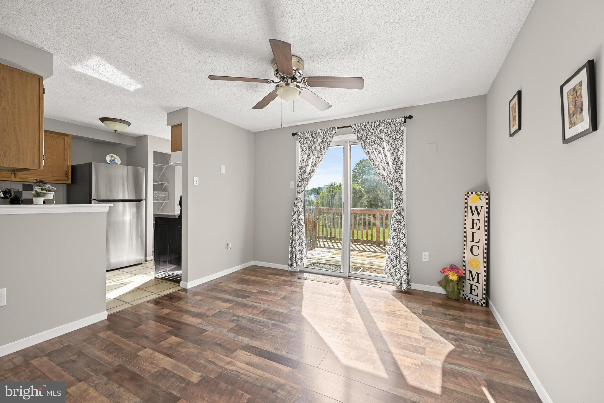 ROLLING MEADOWS - Residential