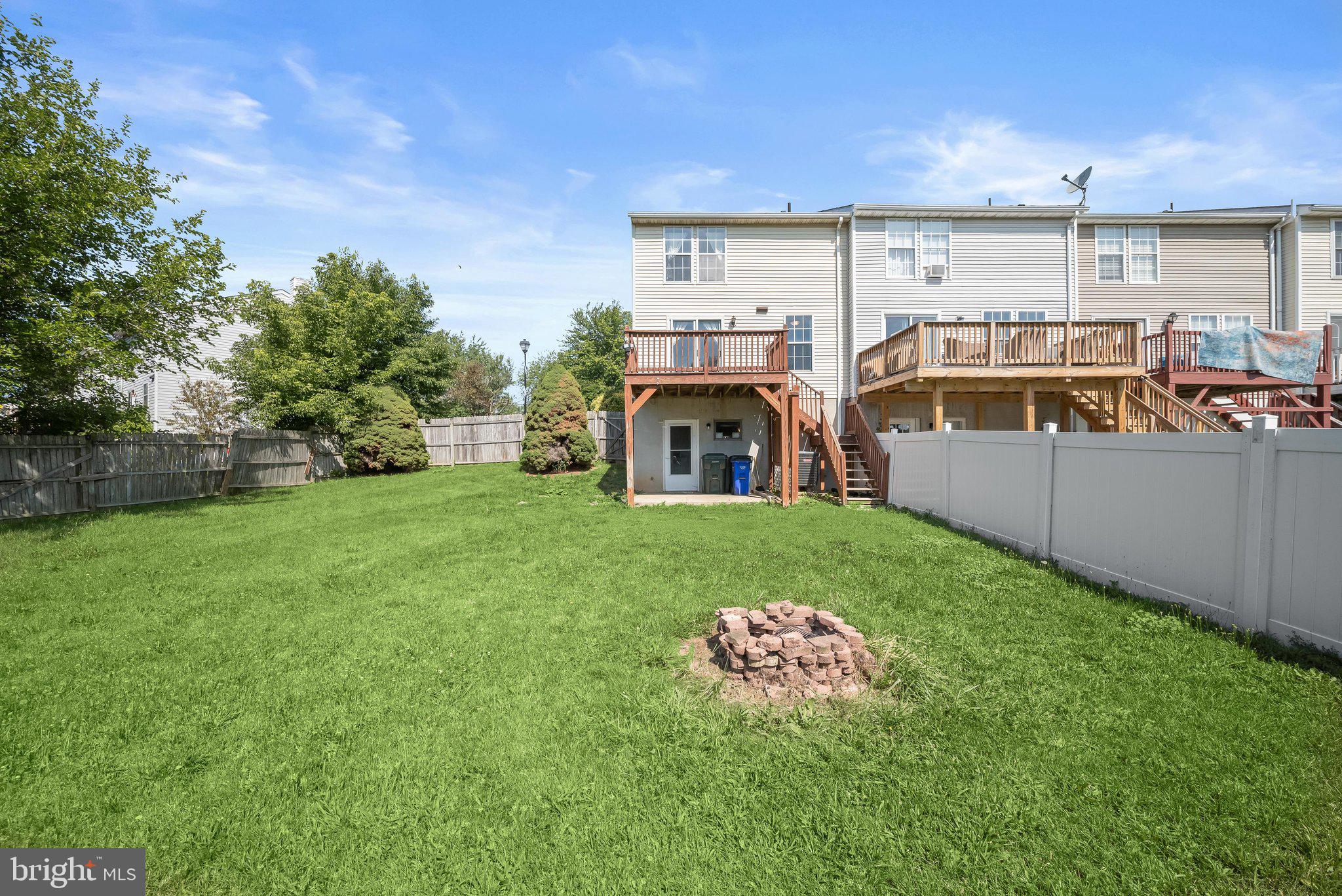 ROLLING MEADOWS - Residential
