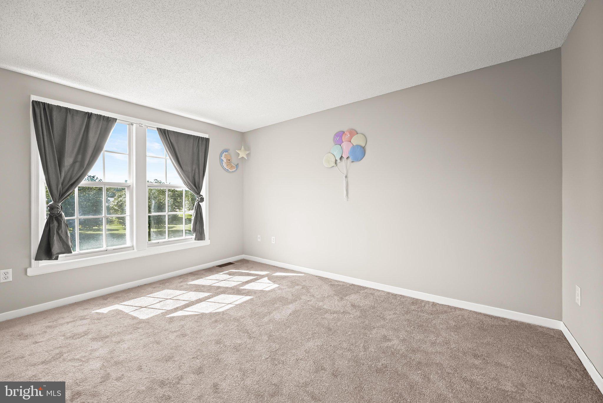 ROLLING MEADOWS - Residential