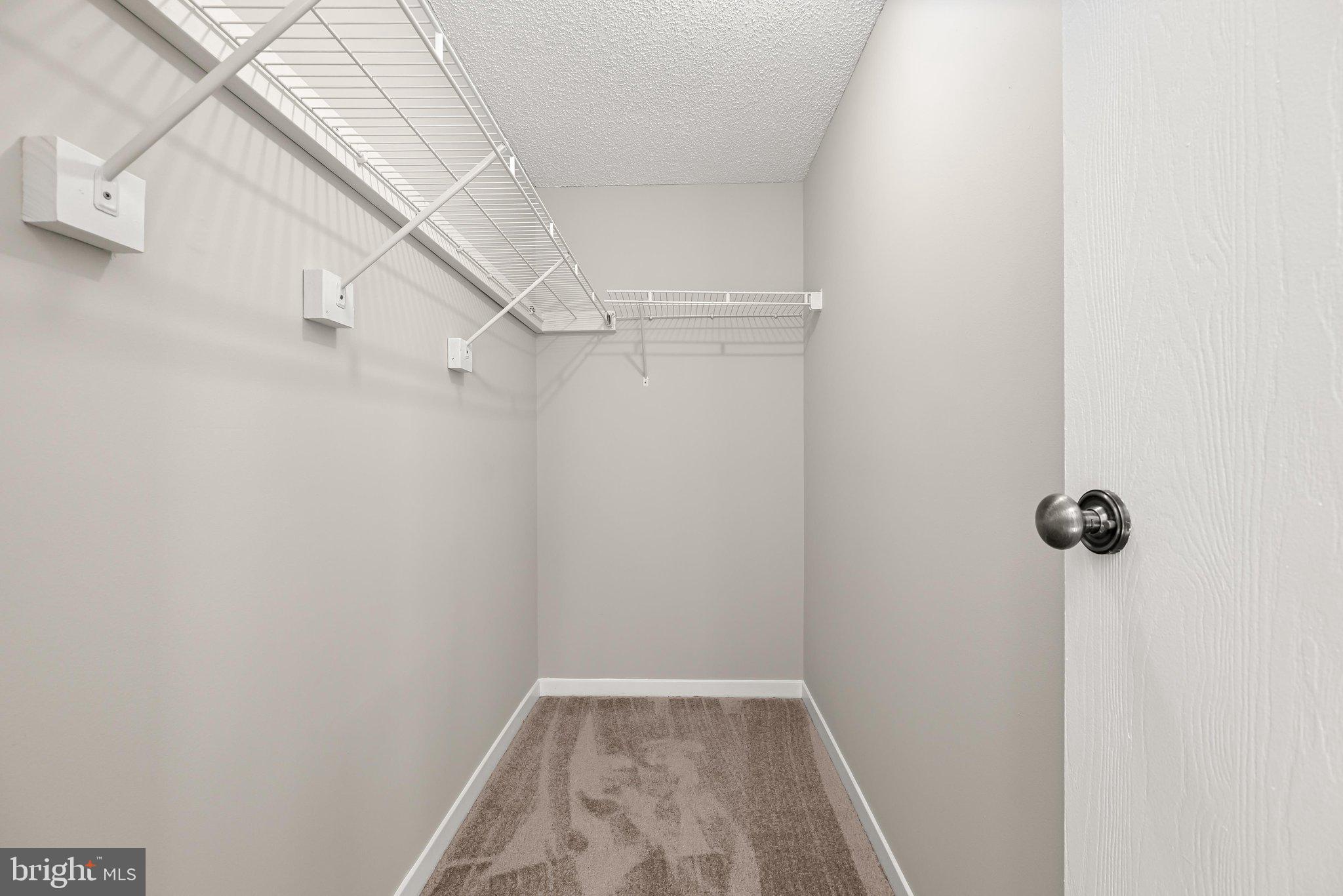 ROLLING MEADOWS - Residential