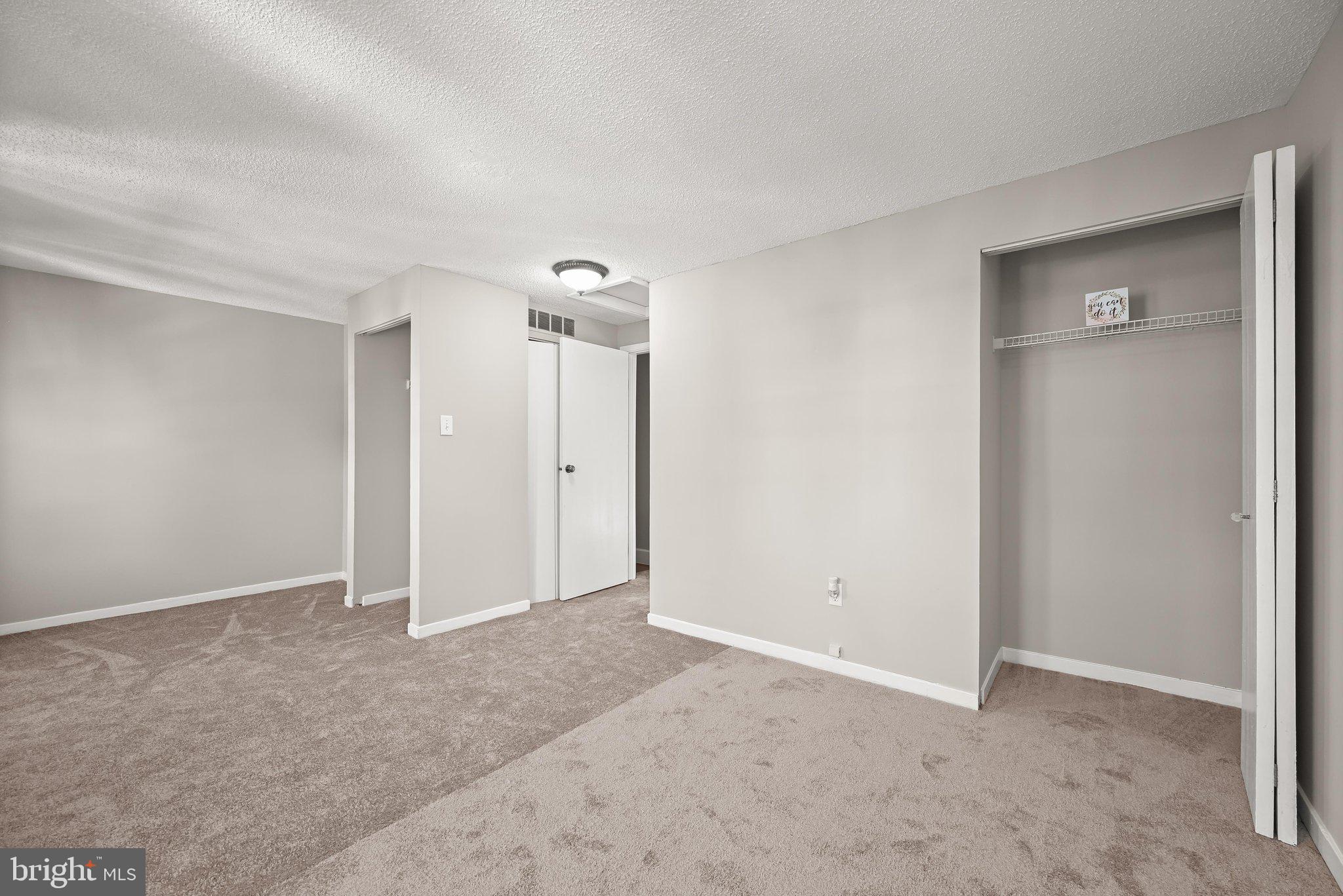 ROLLING MEADOWS - Residential
