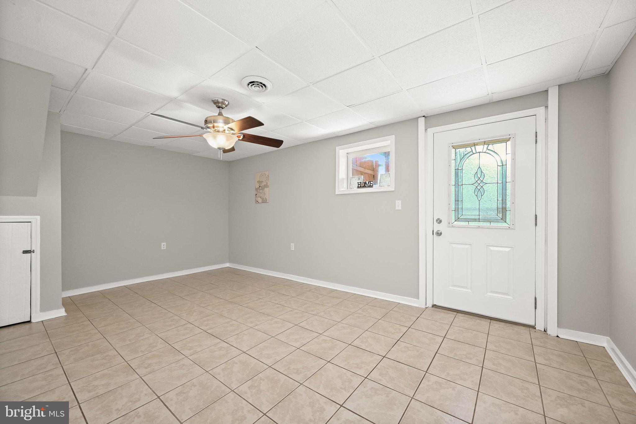 ROLLING MEADOWS - Residential